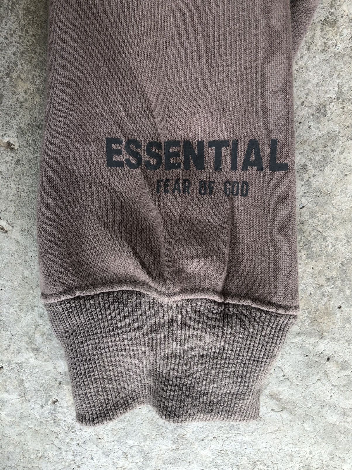 Fear of God Fear Of God Essentials Logo Size US XL / EU 56 / 4 - 16 Thumbnail