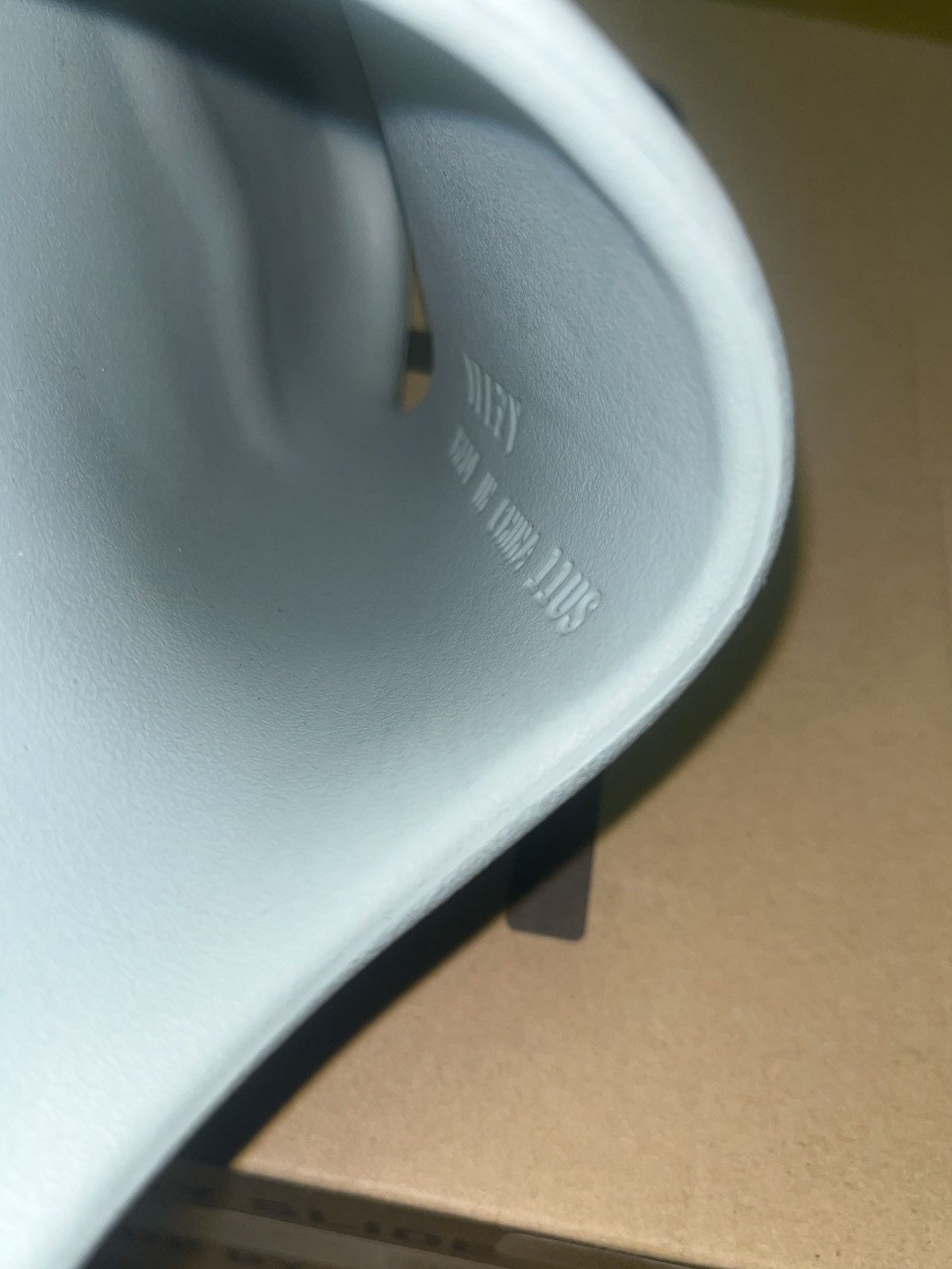Yeezy Yeezy Salt Slides Size US 11 / EU 44 - 4 Thumbnail