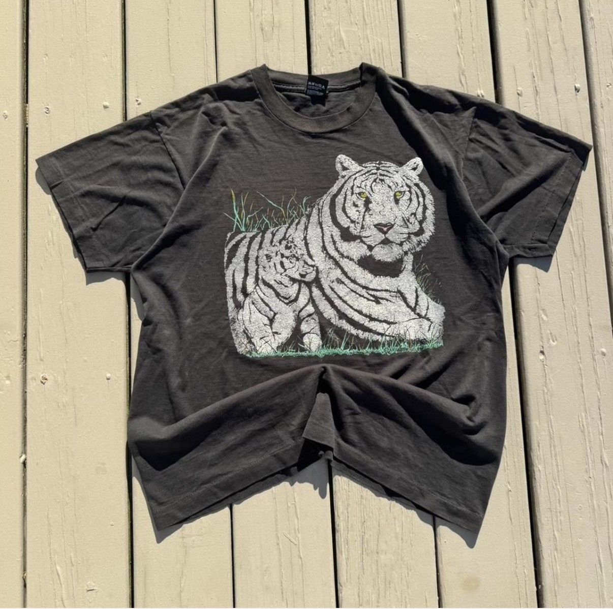 Tiger and cub faded black tee XL