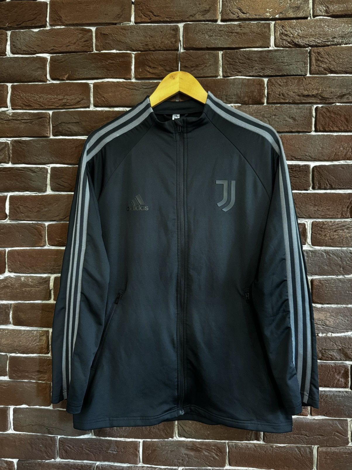 Adidas Adidas Juventus FC Football Soccer Jersey Zip Longsleeve M Size US M / EU 48-50 / 2 - 1 Thumbnail