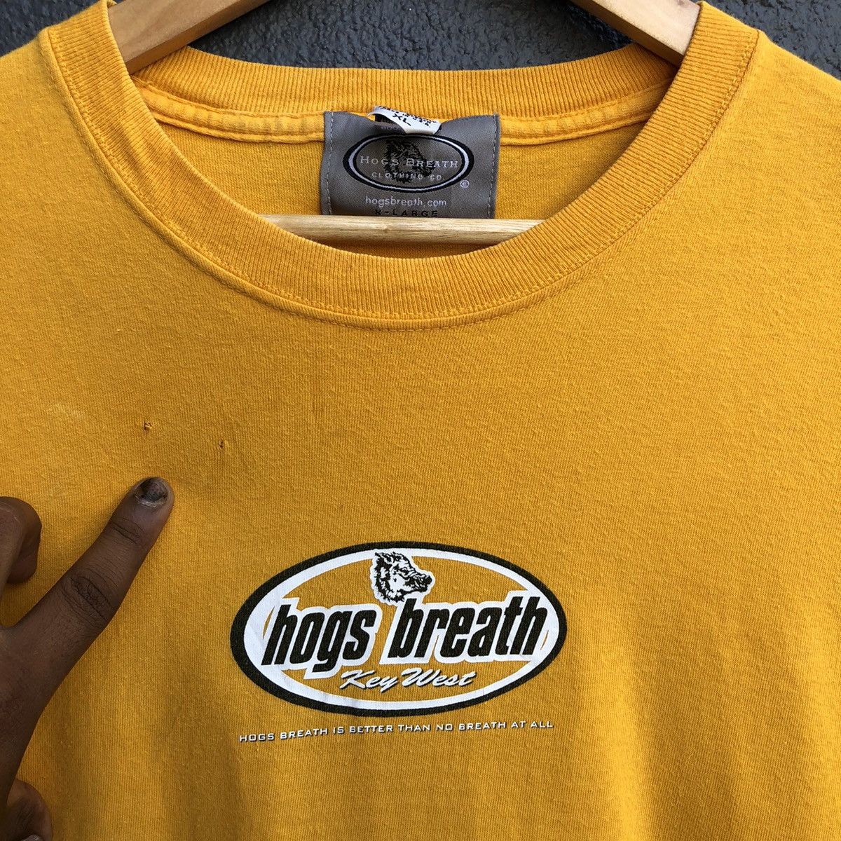 Vintage Vintage 00s Hogs Breath Saloon Over Saiz Tshirt Size US XL / EU 56 / 4 - 7 Thumbnail