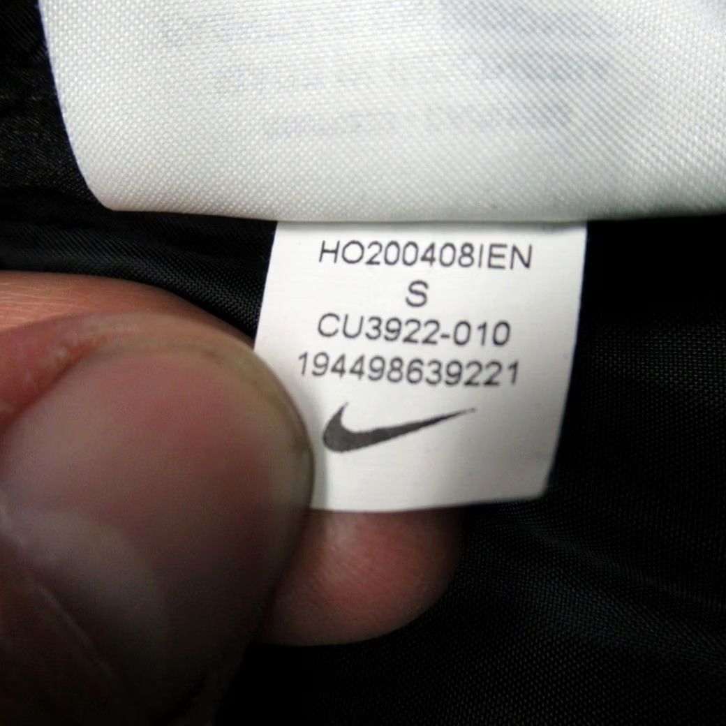 Nike VINTAGE Nike Jacket Mens Small Black Double Swoosh Quilted Insulated Snap 90s Size US S / EU 44-46 / 1 - 7 Thumbnail