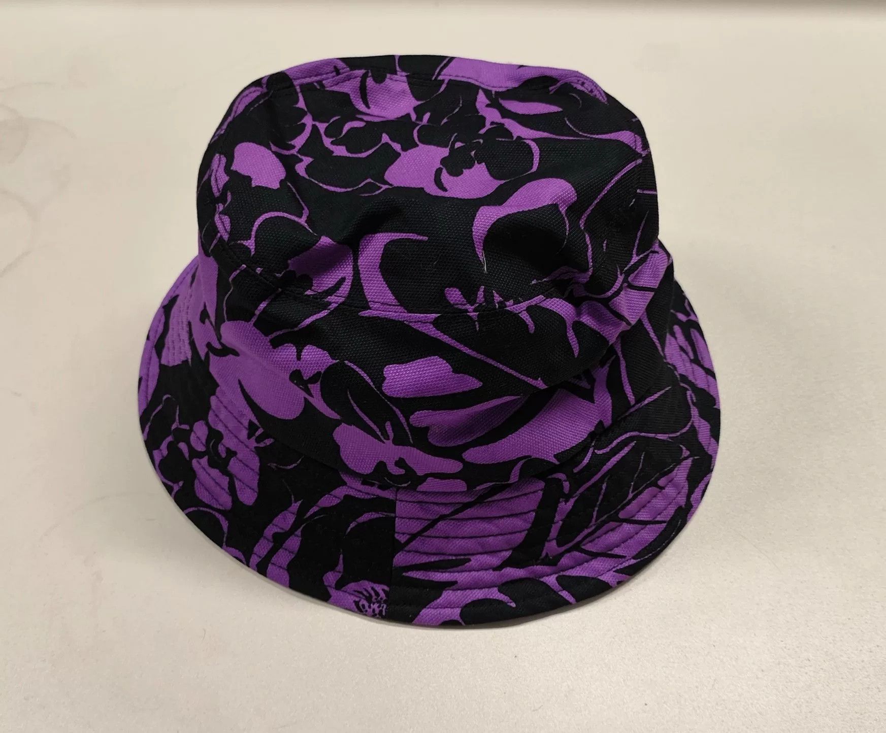 Chanel Chanel Purple Printed Bucket Hat M Size ONE SIZE - 1 Thumbnail