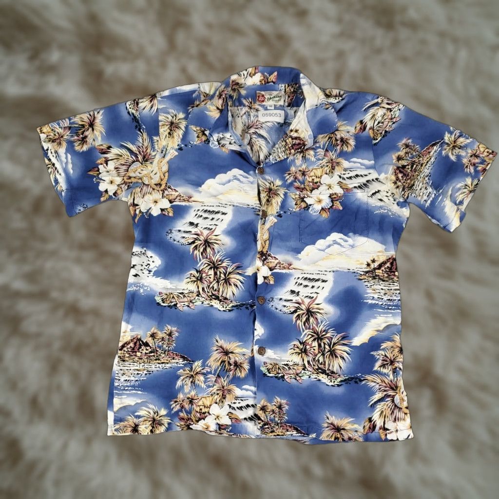 Hilo Hattie Vintage Hilo Hattie Men's Short Sleeve Button-Up Shirt Blue Floral Hawaiian Tropical 90s Size US M / EU 48-50 / 2 - 1 Thumbnail
