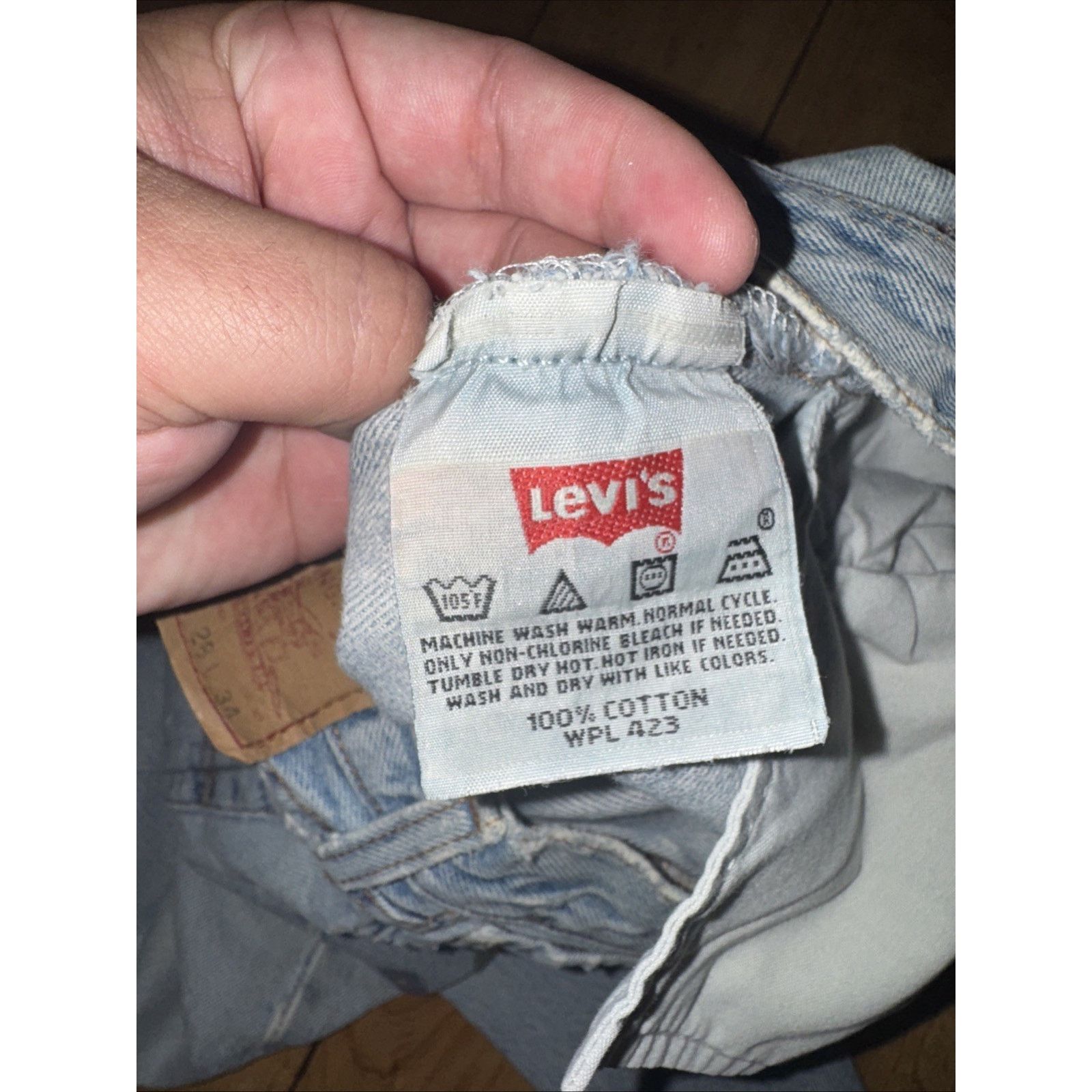 Levi's × Vintage Levi’s 501 26x32 Distressed Light Wash Jeans Embroidery Y2K Size US 26 / EU 42 - 13 Thumbnail