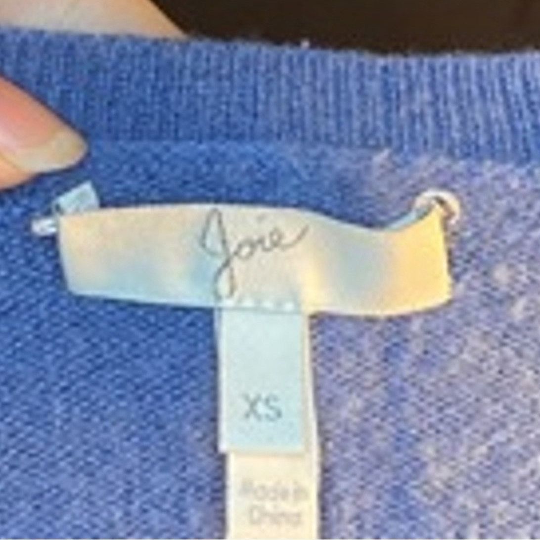 Soft Luxe Minimalist Cozy Cashmere Blue V-Neck Sweater Joie