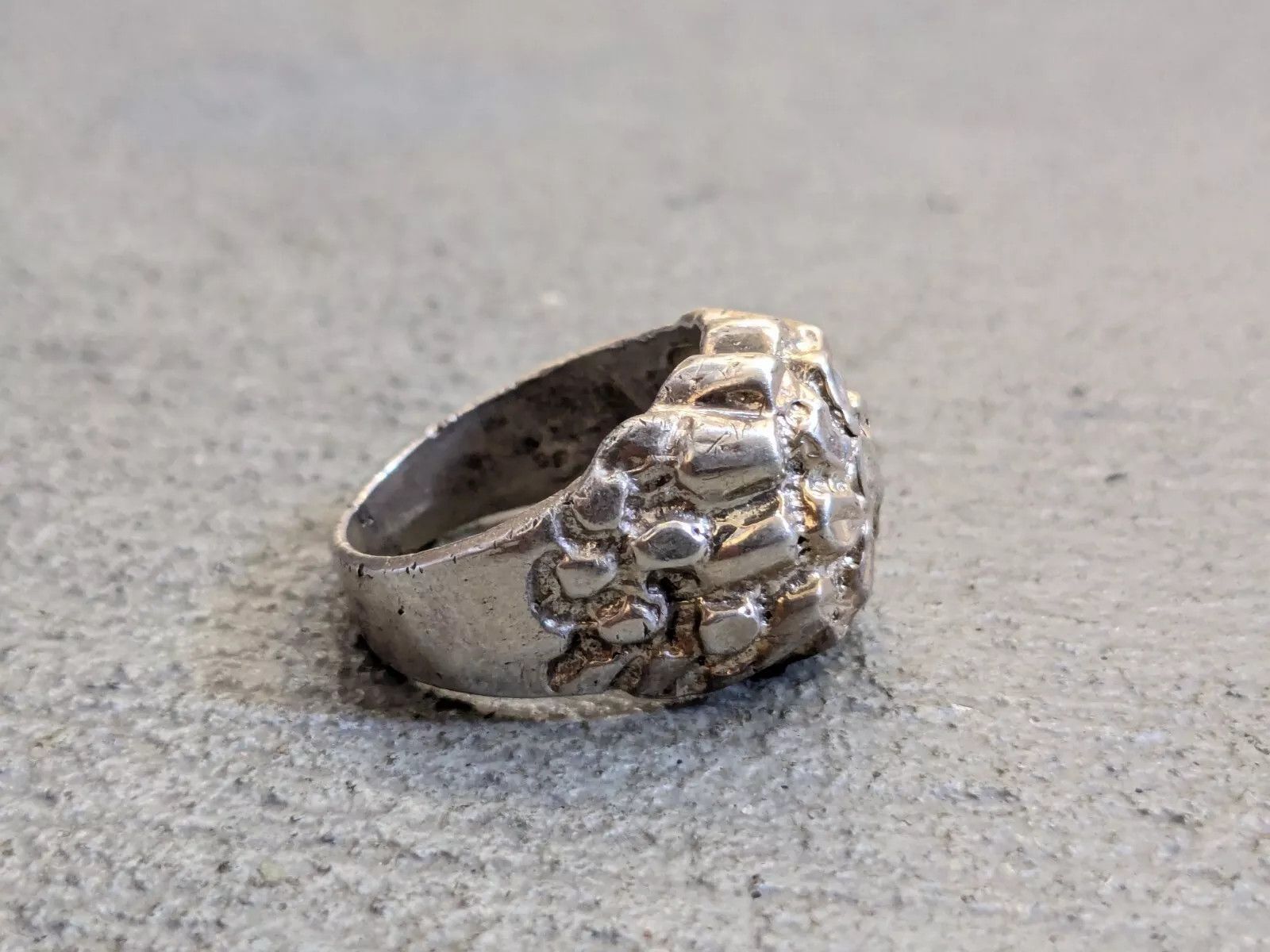 Jewelry Vintage Sterling Silver Nugget 11 Modern Brutalist Dome Size ONE SIZE - 8 Thumbnail