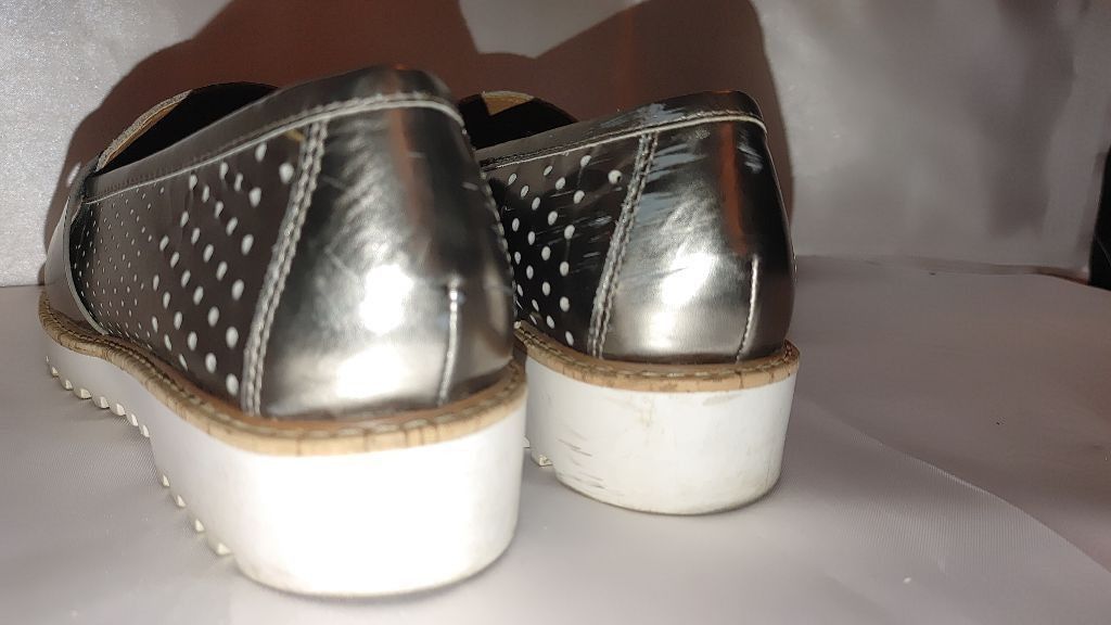 The Unbranded Brand Halogen Emily Metallic Silver Slip On Size 8.5 Size US 8.5 / IT 38.5 - 8 Thumbnail
