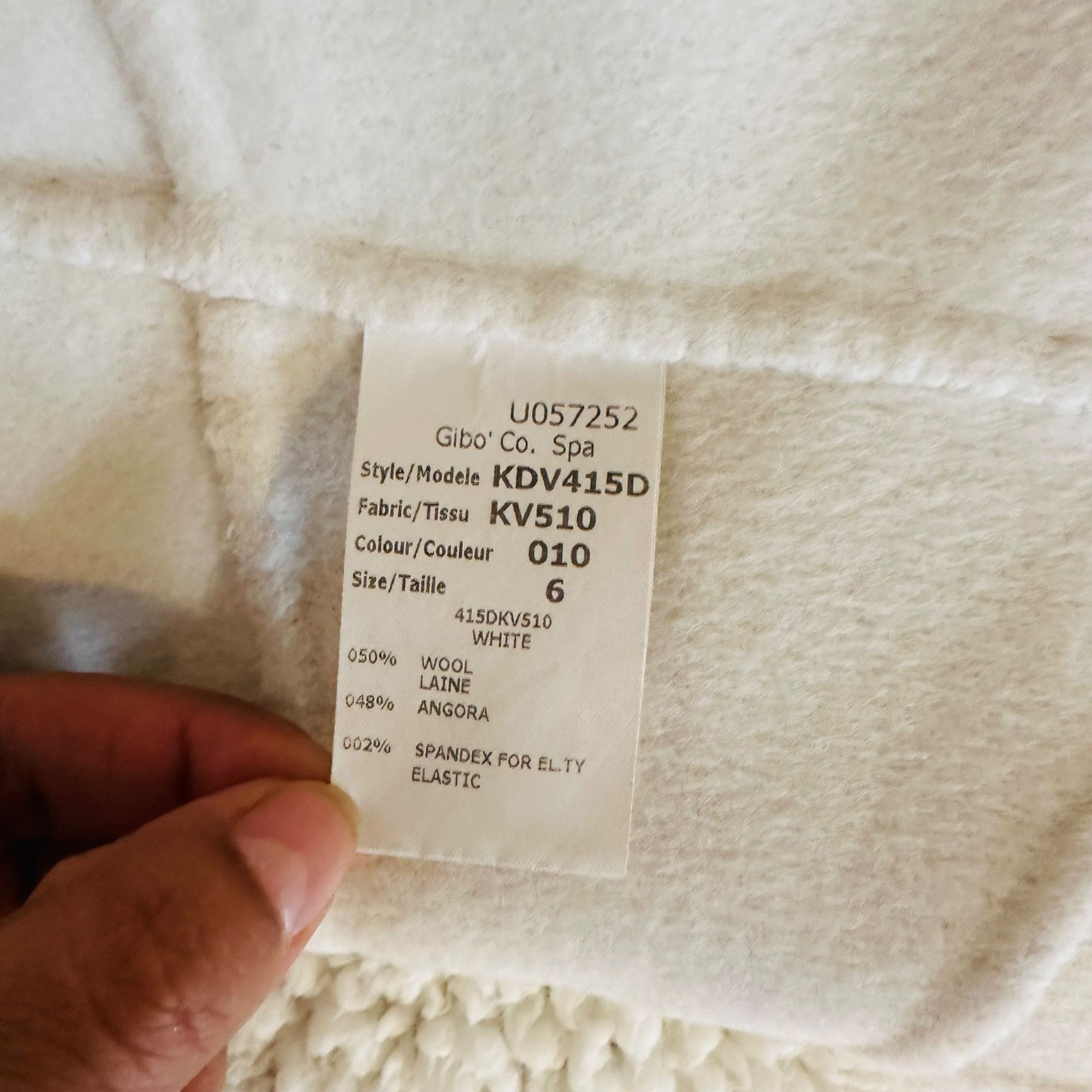 Michael Kors ✨Michael Kors Size 6 Wool & Angora Blend White Sleeveless Sh Size M / US 6-8 / IT 42-44 - 8 Thumbnail