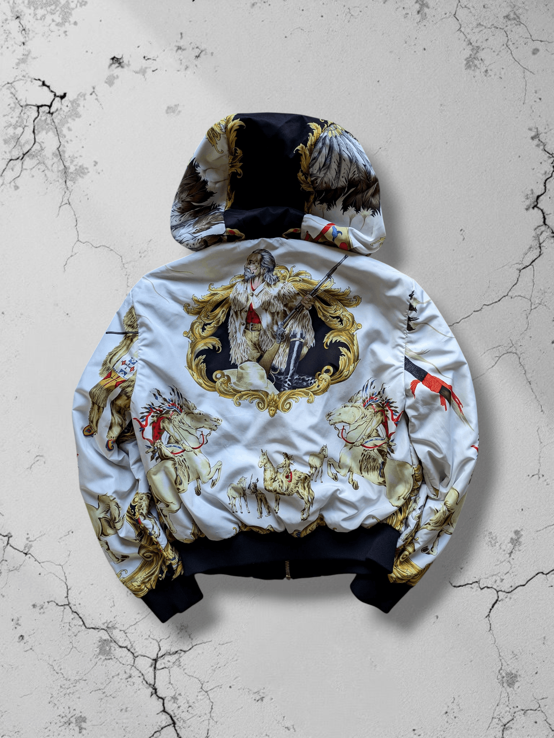 Versace Versace Tribute Native Americans FW 1992 Reversible Bomber Size M / US 6-8 / IT 42-44 - 4 Thumbnail