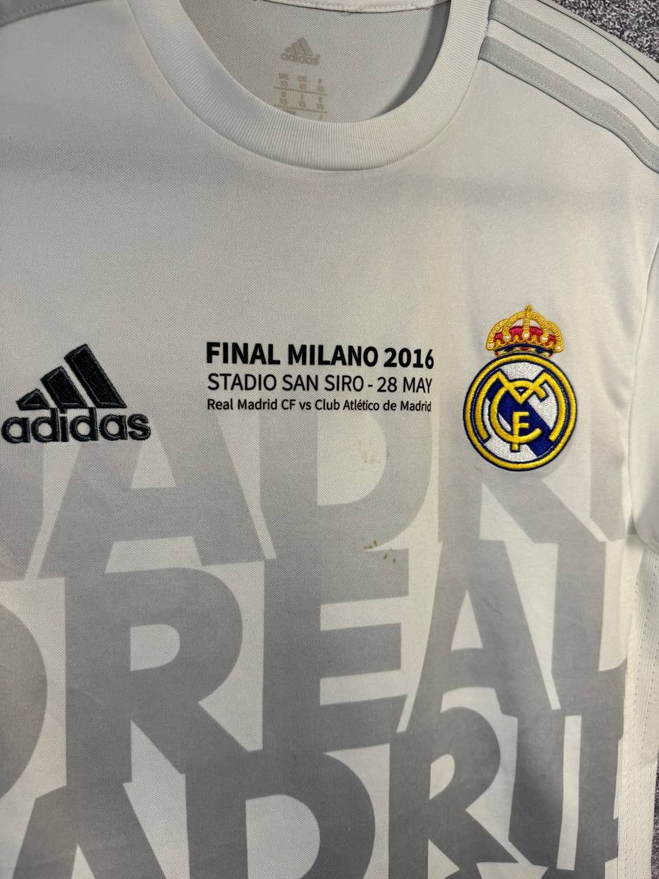 Adidas Vintage Real Madrid Training 2016 Adidas Jersey XS Size Size US XS / EU 42 / 0 - 6 Thumbnail