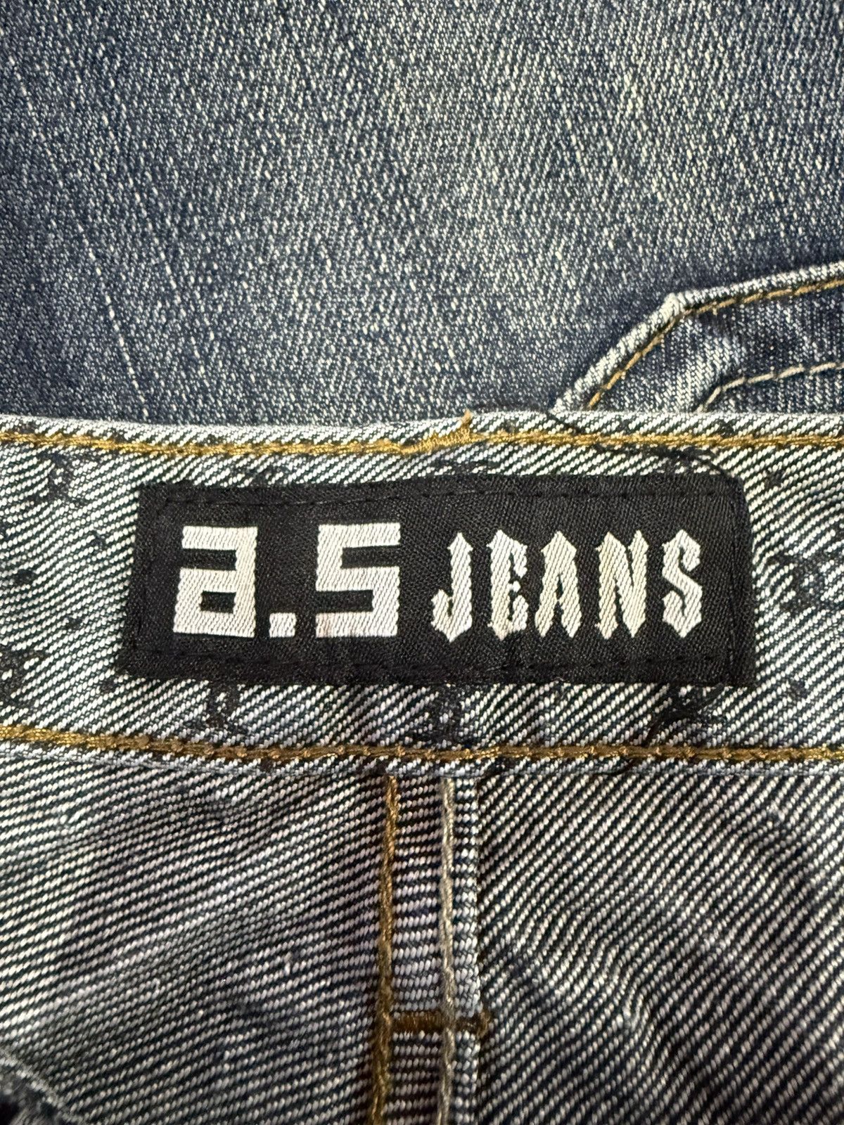 Japanese Brand × LOWBOX A.S Jeans Japan Poems Distressed Claw Mark Jeans Size US 29 - 15 Thumbnail