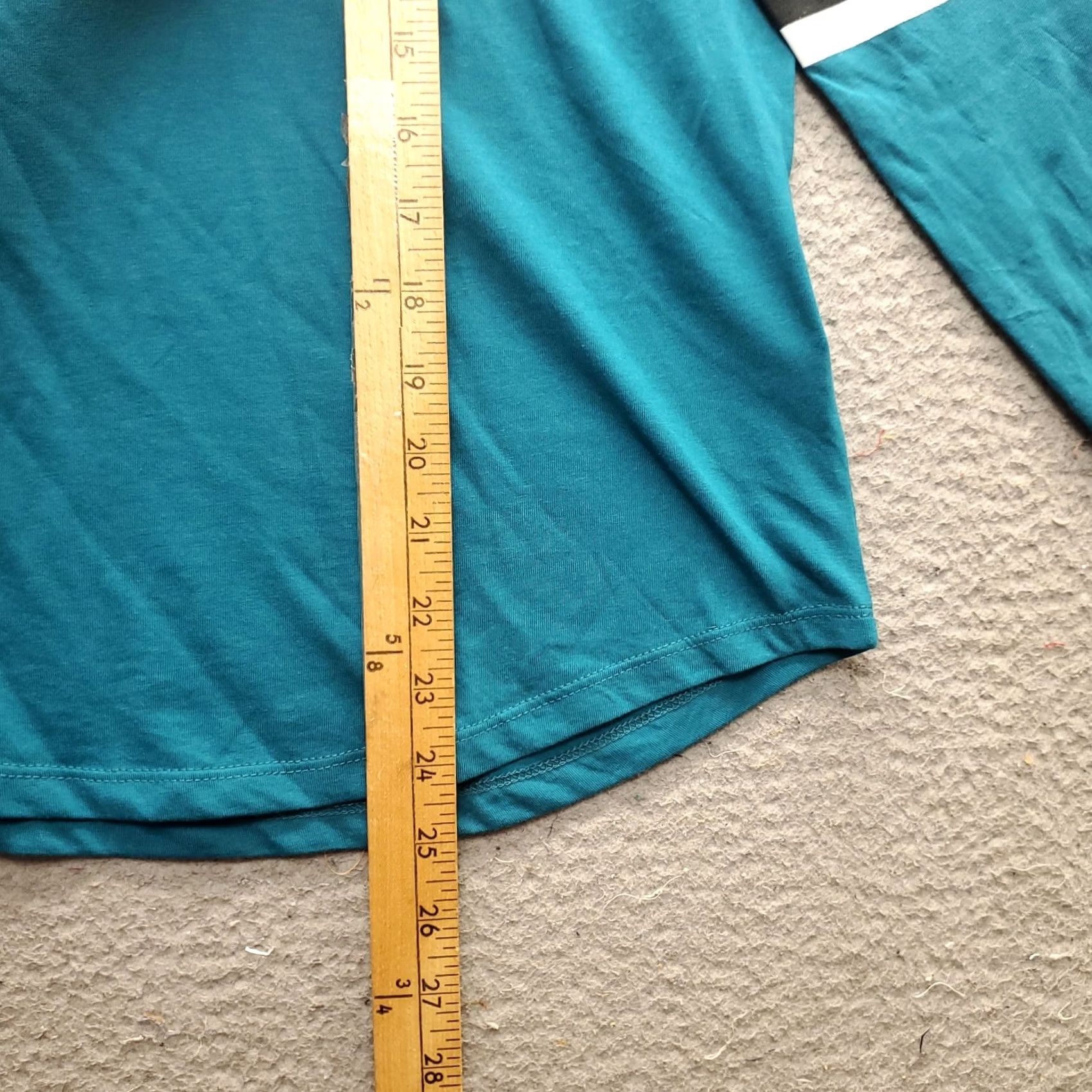 NHL NHL Shirt Womens Small Green Cotton Blend Long Sleeve Crew Neck Pullover Top Size S / US 4 / IT 40 - 7 Thumbnail