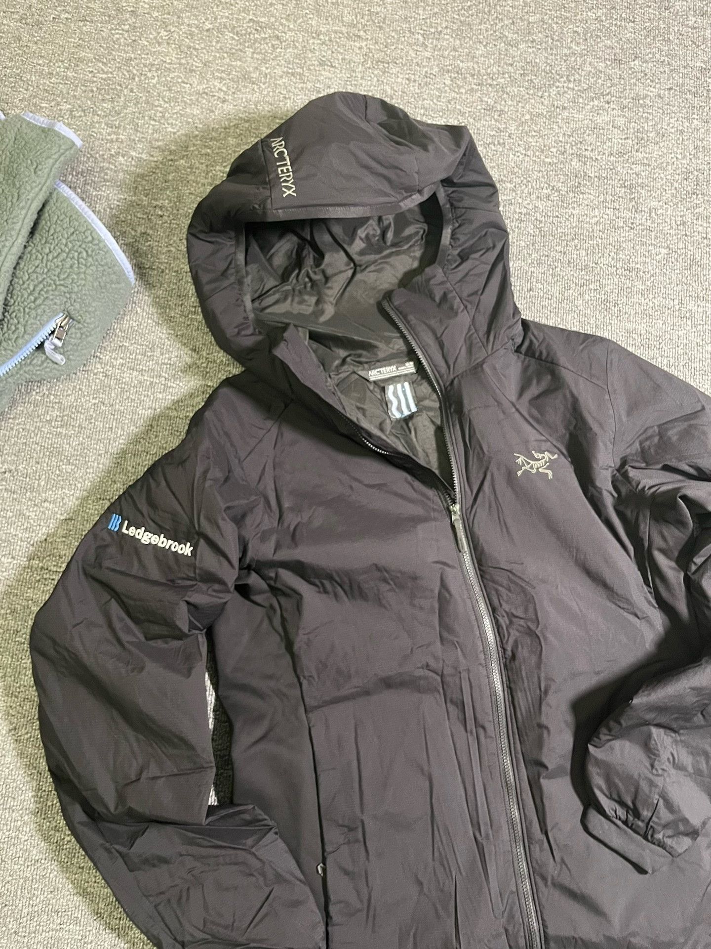 Arc'teryx Arc'teryx Atom Hoody Women's Jacket Size M / US 6-8 / IT 42-44 - 1 Thumbnail