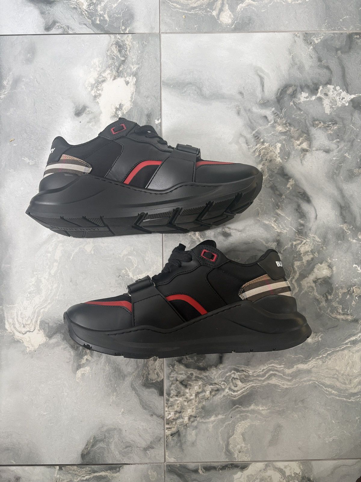 Burberry Burberry Man’s ‘Ramsay Runner’ check sneakers Size US 8 / EU 41 - 5 Thumbnail