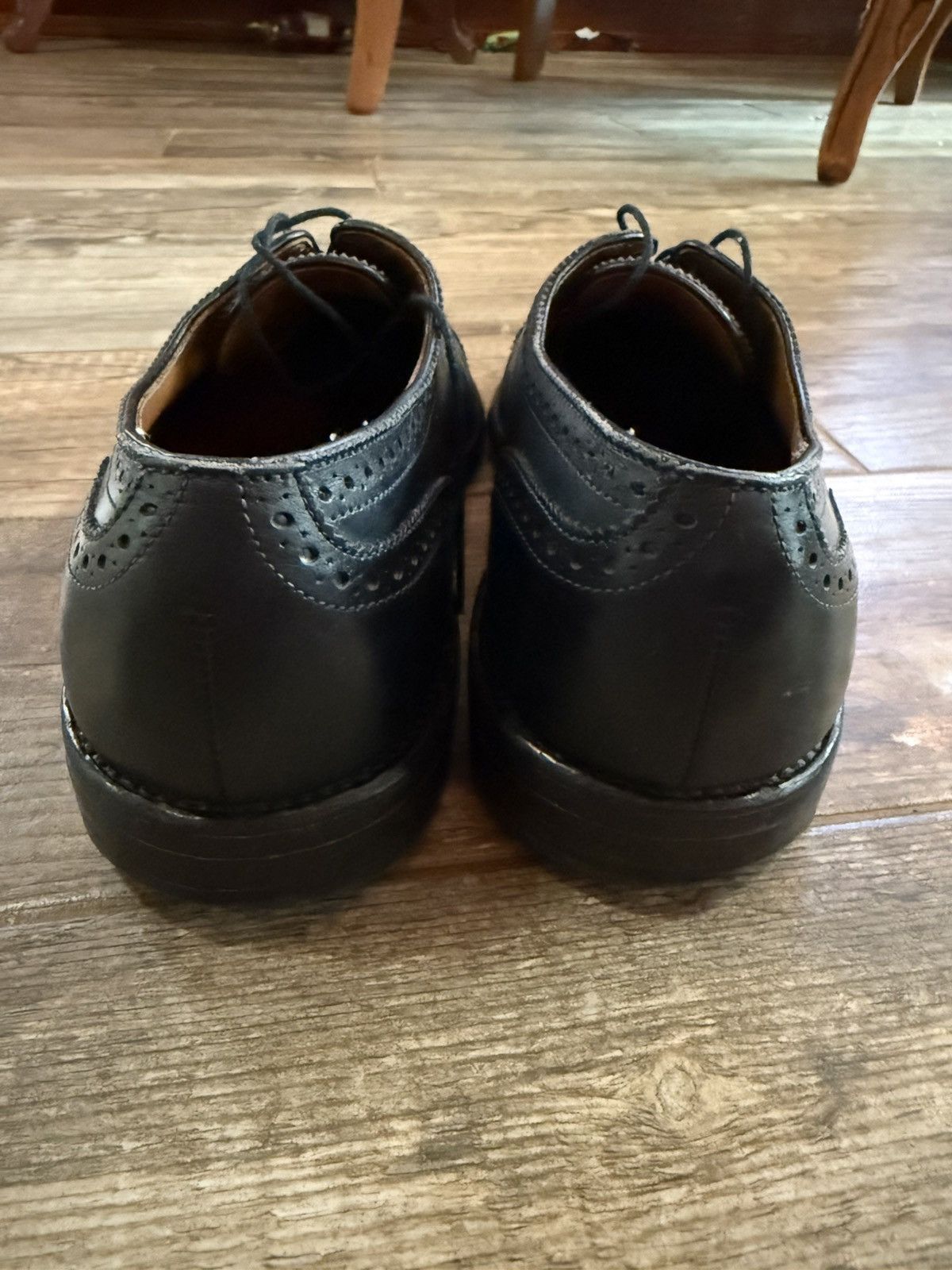 Allen Edmonds Allen Edmonds Sanford 9.5 D Black Broque Captoe Oxford Size US 9.5 / EU 42-43 - 5 Thumbnail