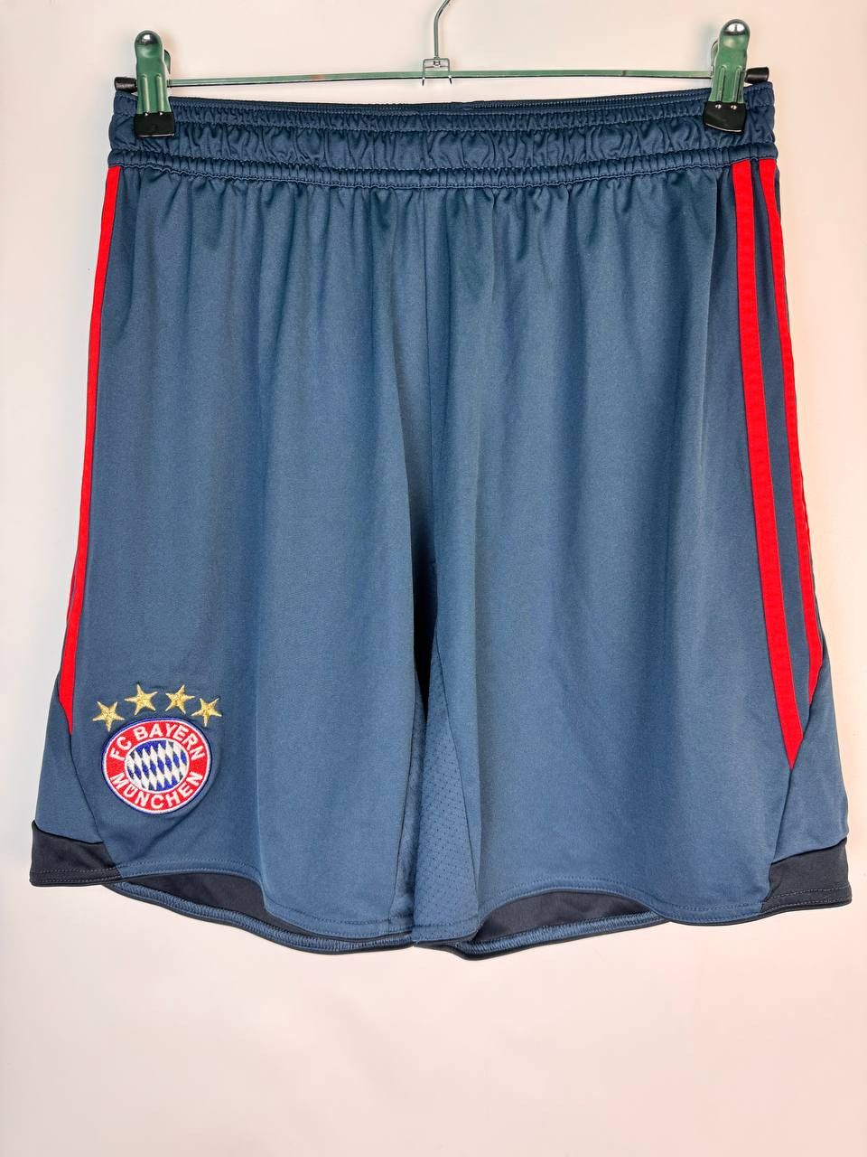 Adidas BAYERN MUNICH Munchen third shorts 2013-2014 Adidas Size US 38 / EU 54 - 1 Thumbnail