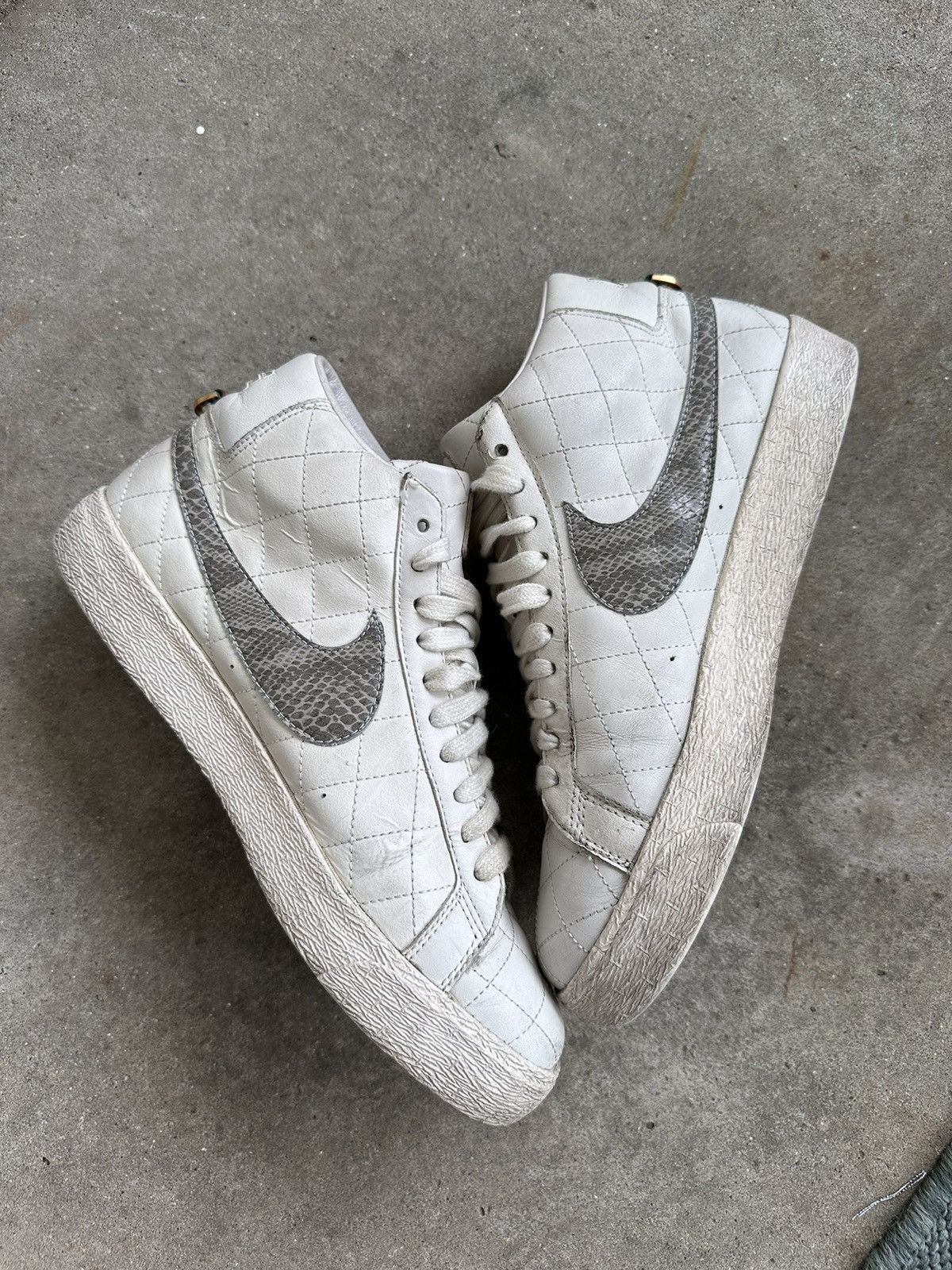 Nike × Supreme Nike SB Blazer Supreme Sail size 9.5 Size US 9.5 / EU 42-43 - 2 Thumbnail