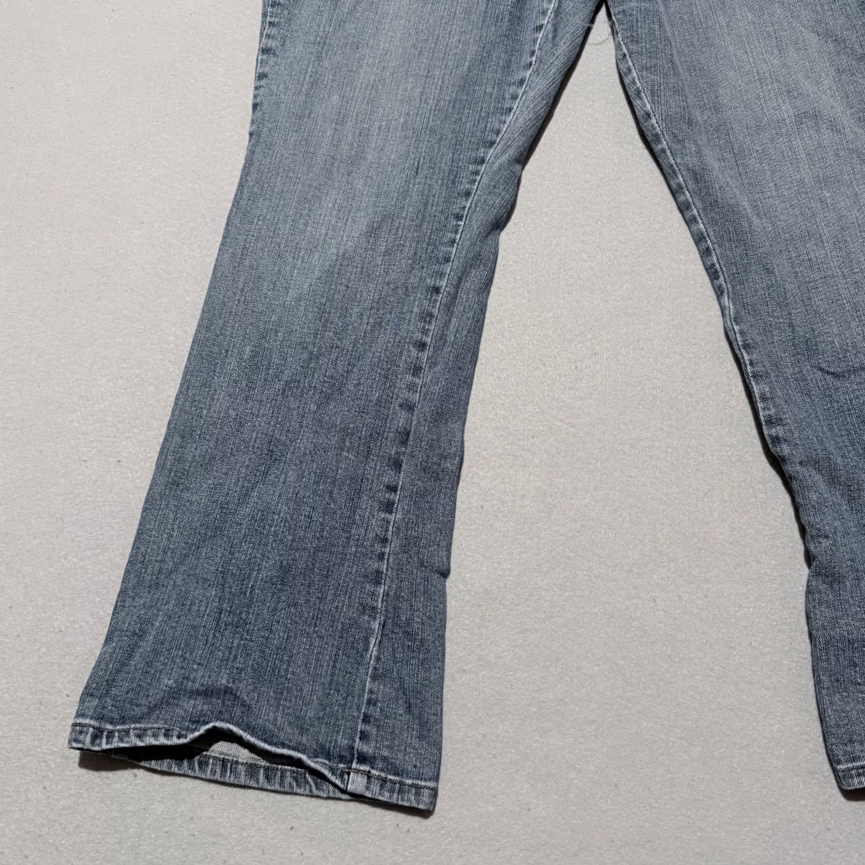 Lee Vintage Lee Jeans Bootcut Blue Denim 33x28.5 Men Regular Comfort Waistband 5-Pocket Style Denim Jeans Brown Logo - City College Theme Size US 33 - 3 Thumbnail