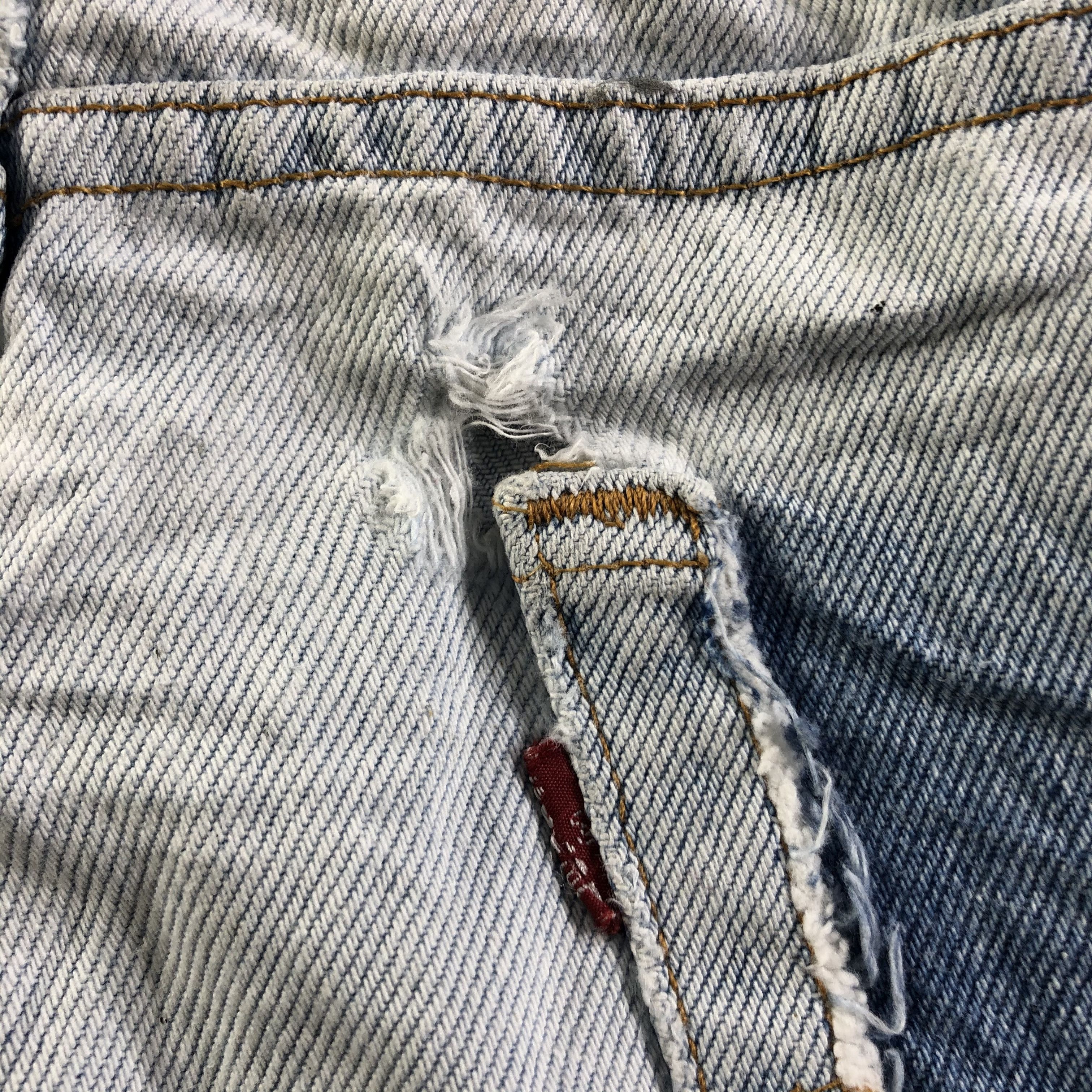 Levi's 90s Vintage Light Wash Levis 517 Flare Jeans-J4047 Size US 35 - 7 Thumbnail