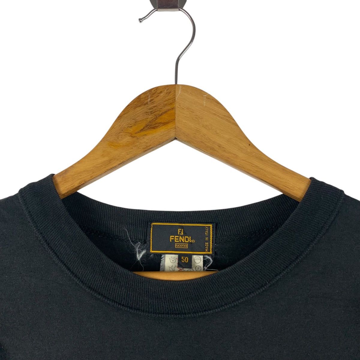 Fendi Vintage FENDI big spellout designer tee Size US M / EU 48-50 / 2 - 5 Thumbnail