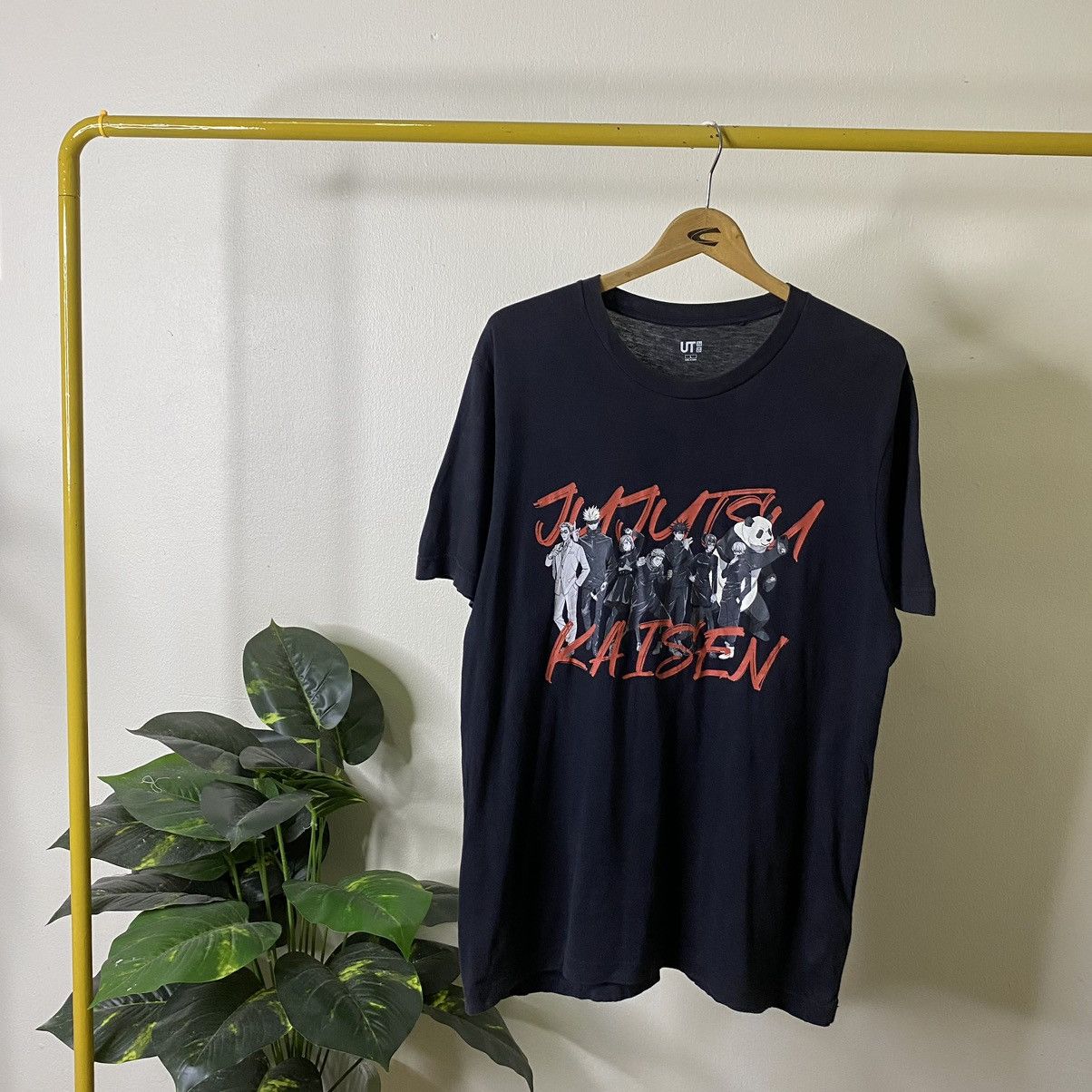 Anime Jujutsu Kaisen Japanese Manga Series x UT Collaboration Tee Size US L / EU 52-54 / 3 - 1 Thumbnail