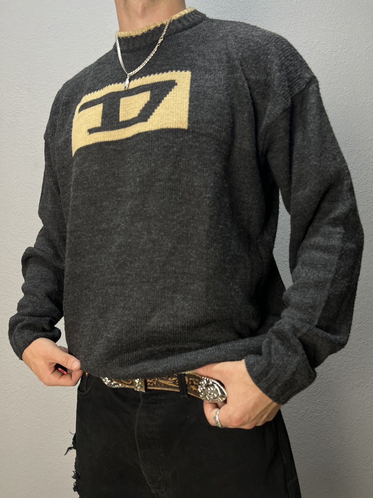 Diesel × Vintage Vintage Diesel Knit Sweater Big Log 90s Ripped wool Size US L / EU 52-54 / 3 - 1 Thumbnail