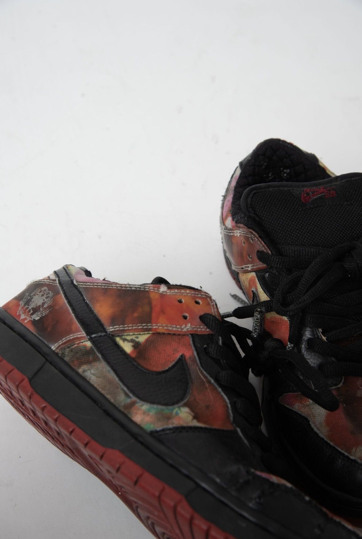 Nike 2005 Nike SB “Pushead” Dunks Size US 9 / EU 42 - 5 Thumbnail