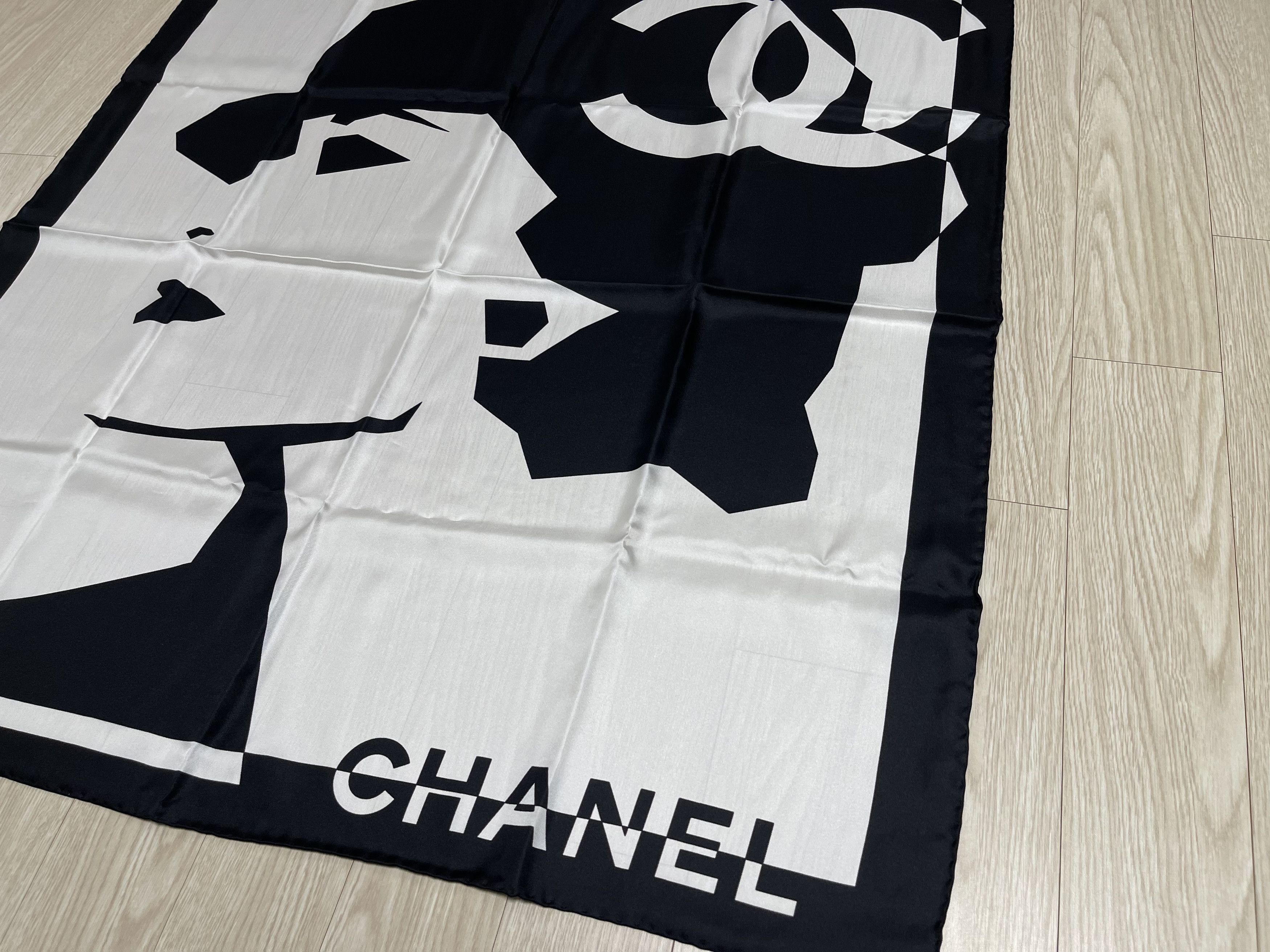 Chanel Chanel Mademoiselle CC Logo G22 Scarf Size ONE SIZE - 3 Thumbnail