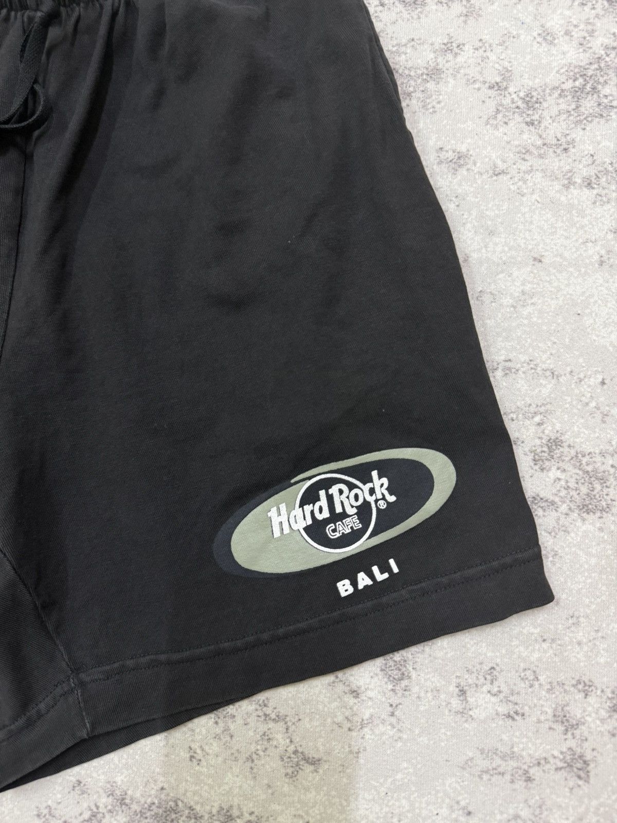 Hard Rock Cafe VINTAGE HARD ROCK CAFE BALI SHORT PANTS Size 22" - 4 Thumbnail