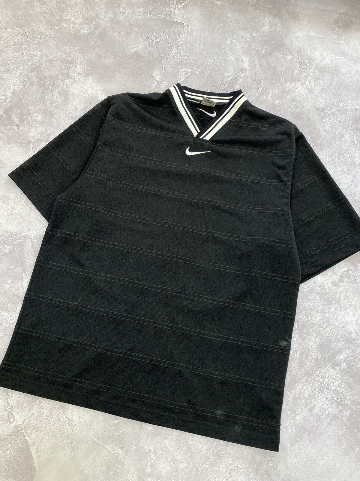 Nike 90s Vintage Nike Central Swoosh Logo Jersey T-Shirt Size US XL / EU 56 / 4 - 2 Thumbnail