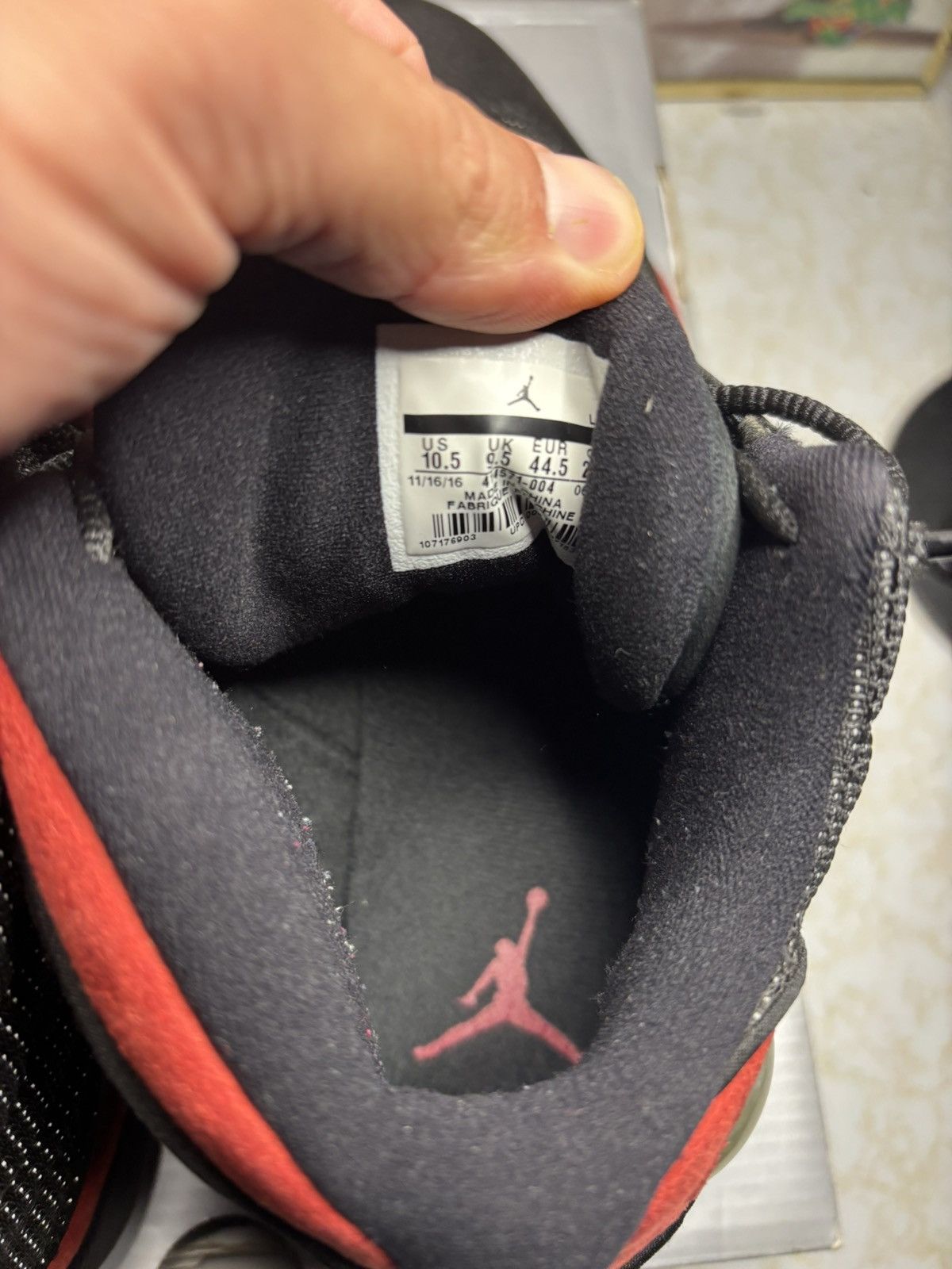 Jordan Brand Air Jordan 13 Retro 2017 Bred 2017 Size US 10.5 / EU 43-44 - 6 Thumbnail