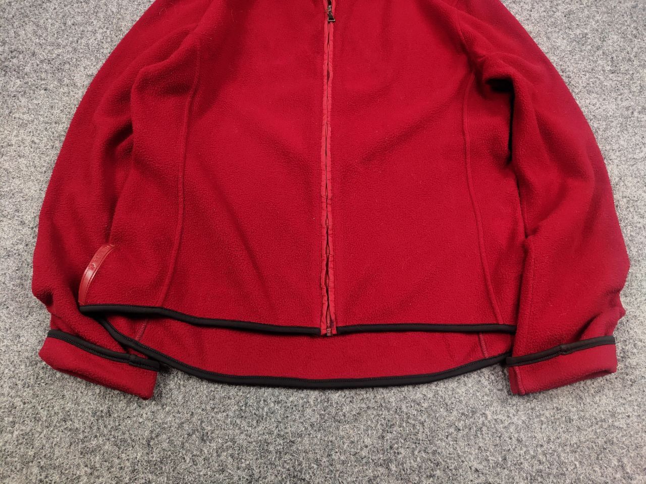 Prada Vintage 00's Prada Archive Red Fleece Full Zip Pullover Size XL / US 12-14 / IT 48-50 - 9 Thumbnail