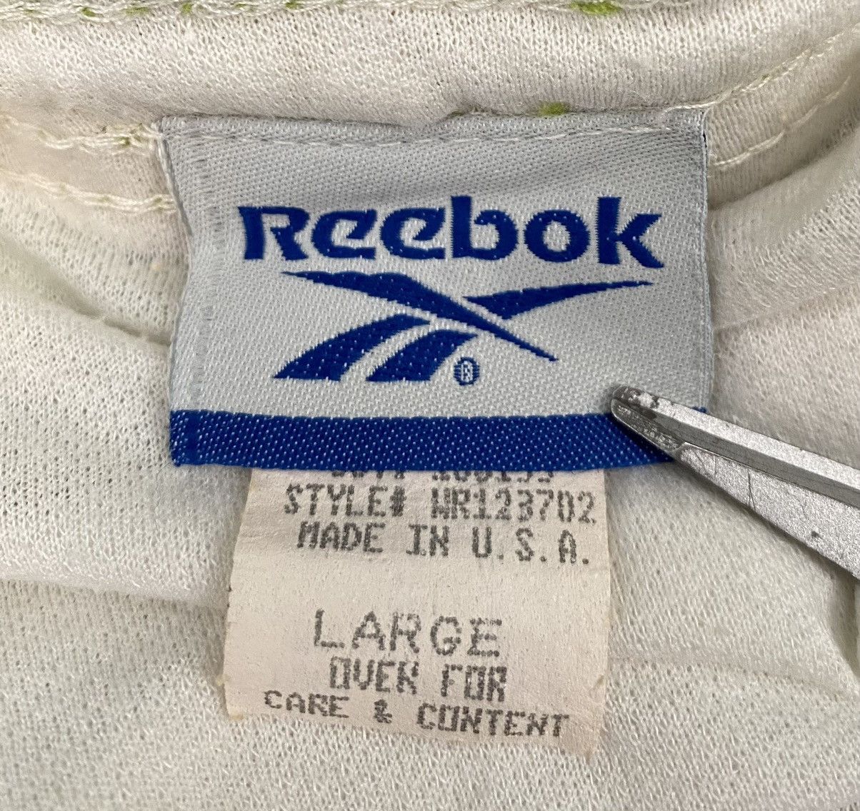 Reebok VTG 80’s Reebok Neon Lined Sprinter Shorts Men’s Medium Size US 32 / EU 48 - 4 Thumbnail
