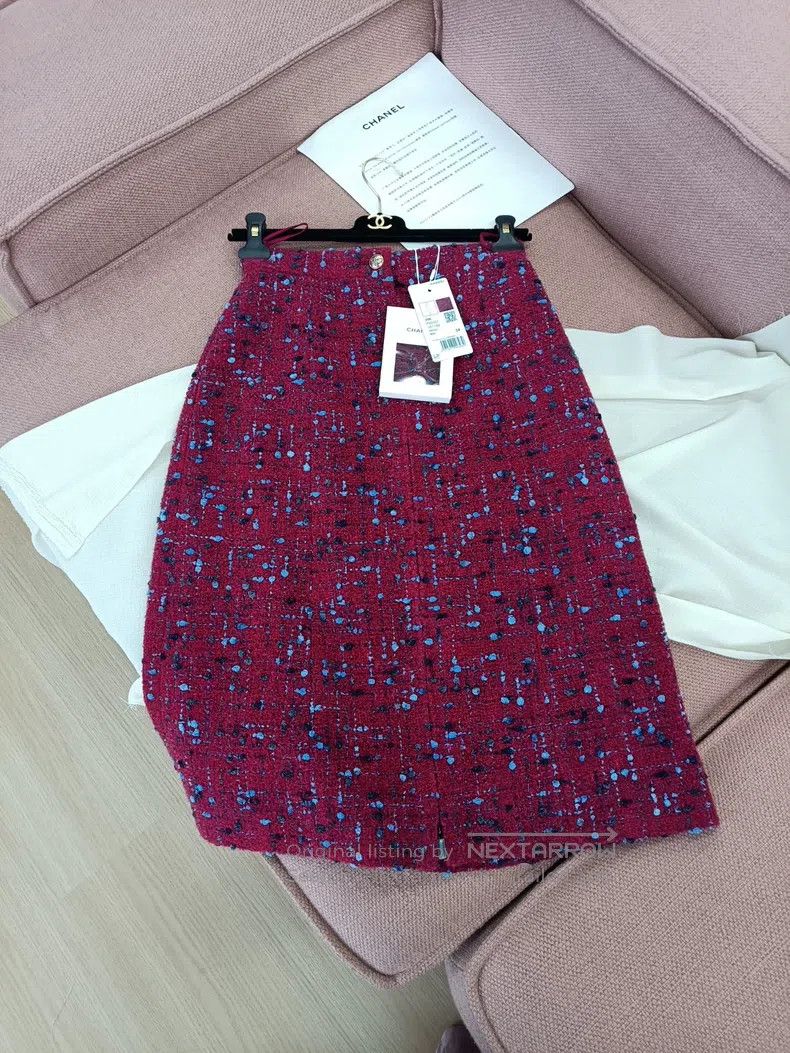 Chanel Chanel Equestrian series red tweed skirt Size 42" / US 20 - 1 Thumbnail