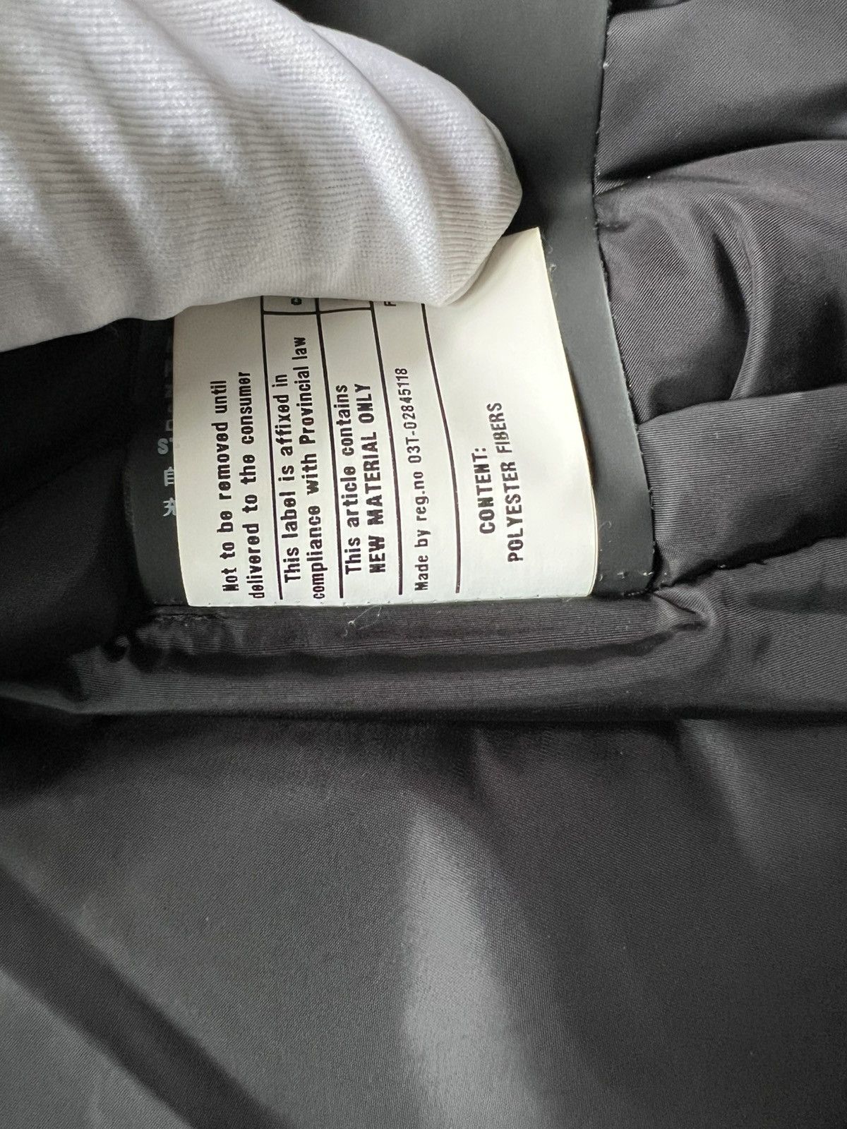 Prada Impossible True Love Padded Nylon Shirt Fall 2018 Size US L / EU 52-54 / 3 - 13 Thumbnail