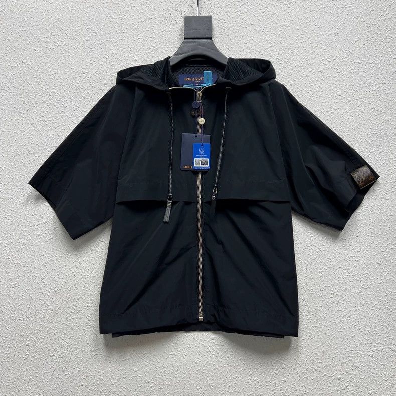 Louis Vuitton Louis Vuitton 24aw Hooded Midsleeve Blazer Jacket Size XXS / US 00 / IT 34 - 1 Thumbnail