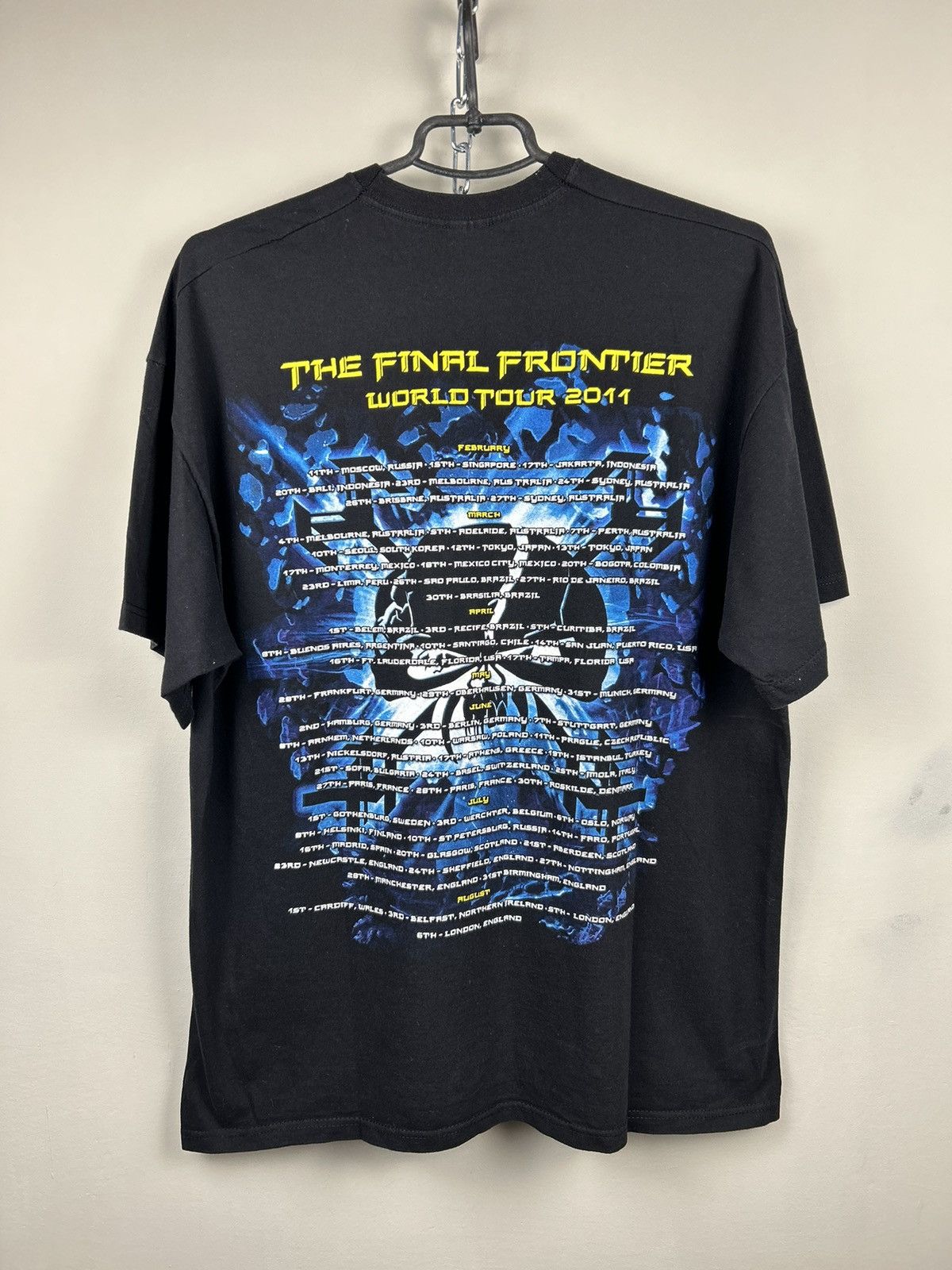 Band Tees Vintage Iron Maiden The Final Frontier World Tour 2011 Tee Size US XL / EU 56 / 4 - 9 Thumbnail