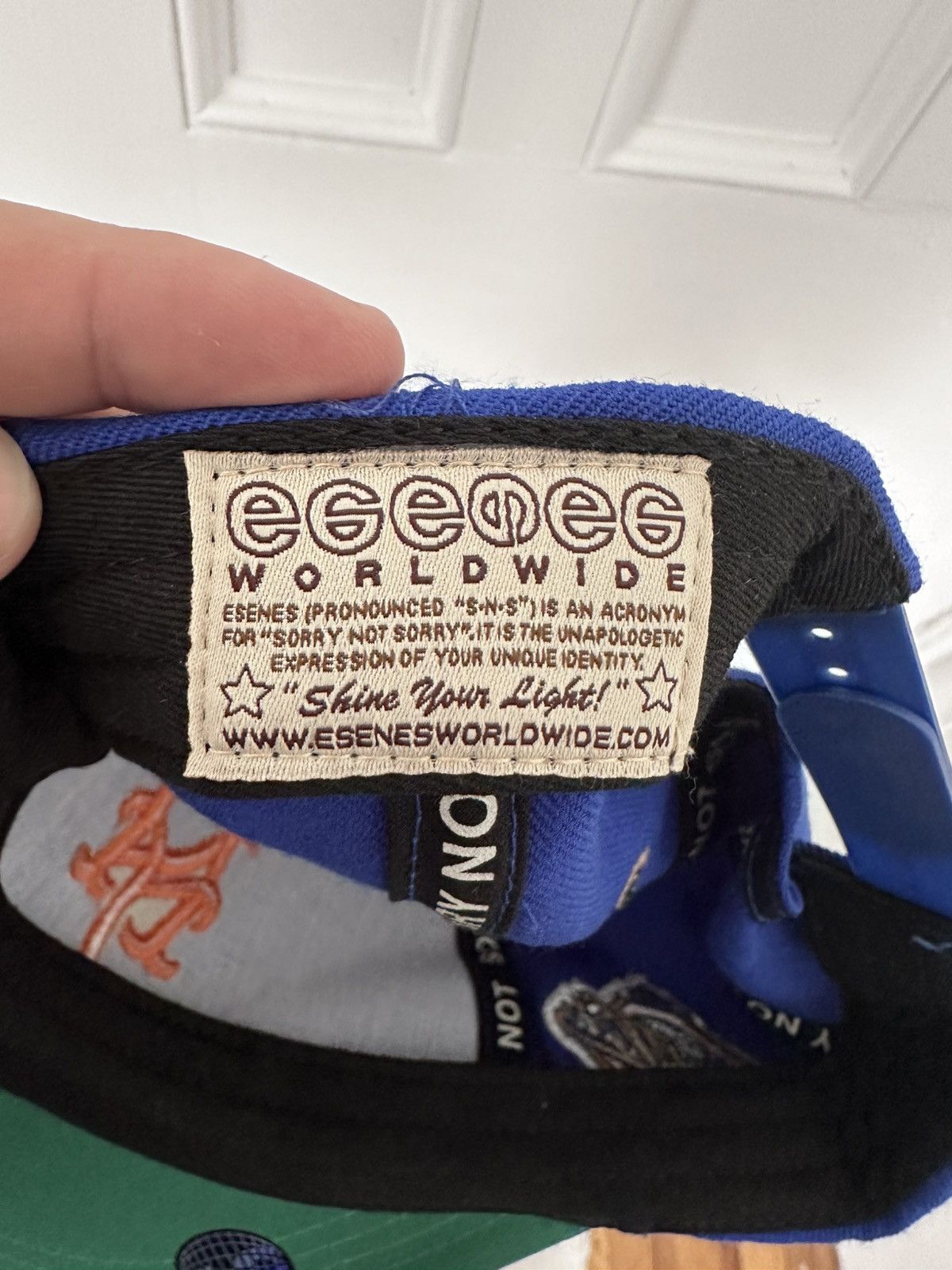 ESENES WORLDWIDE Another Screw Loose Mets Har Size ONE SIZE - 4 Thumbnail