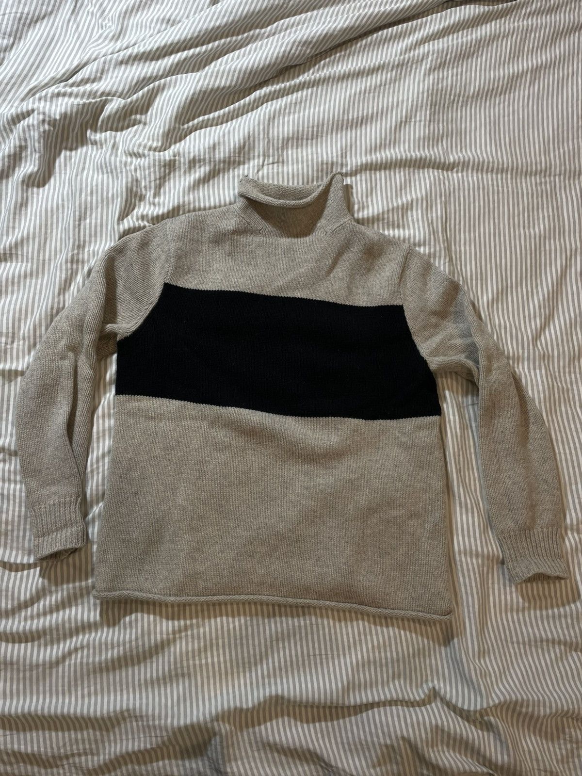 J.Crew J.Crew Rollneck Sweater with Chest Stripe in Heather Taupe Size US S / EU 44-46 / 1 - 2 Thumbnail
