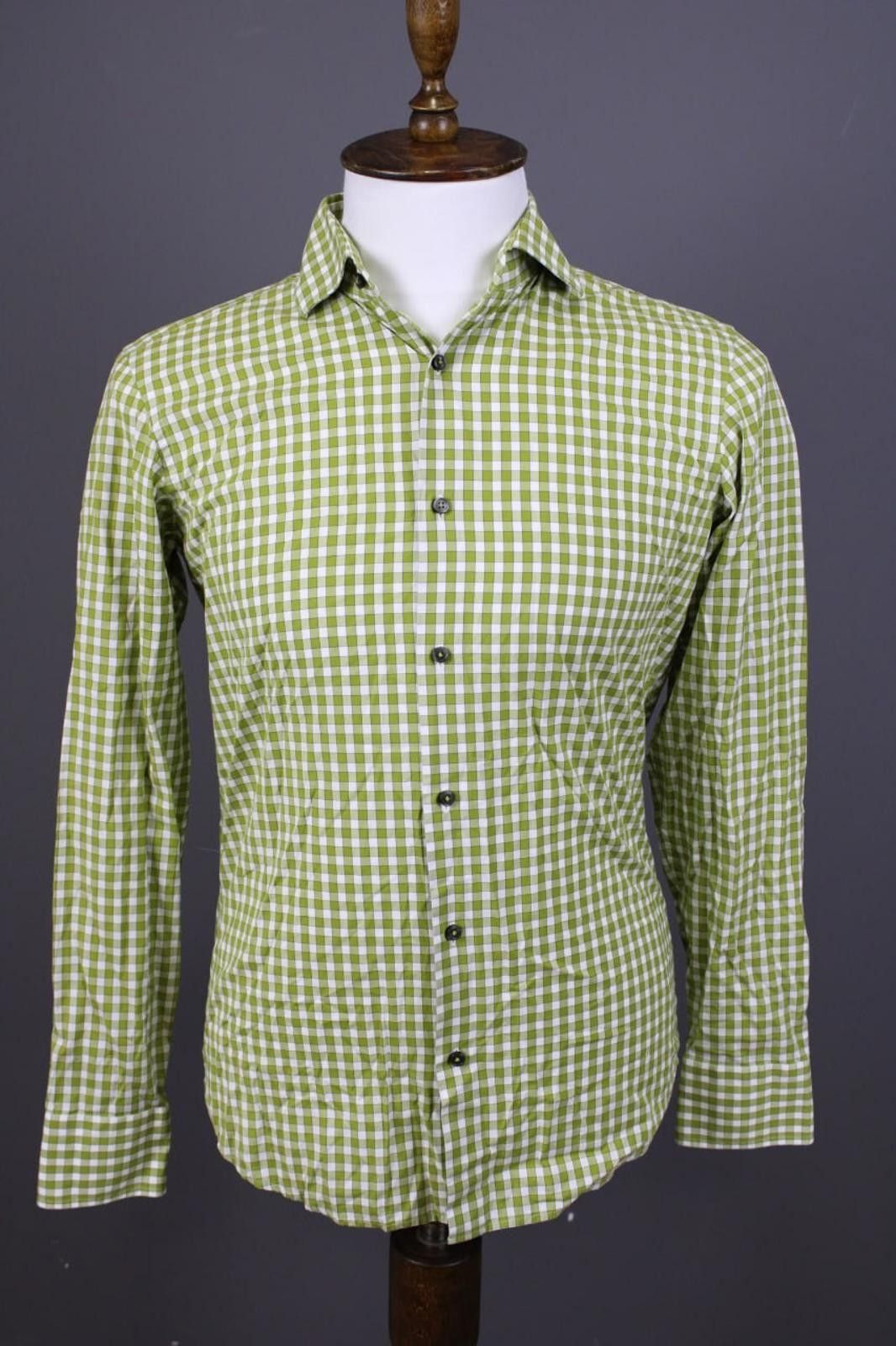 Hugo Boss Hugo Boss Slim Fit Button Down Green Shirt Size 38 / 15 Size US L / EU 52-54 / 3 - 1 Thumbnail