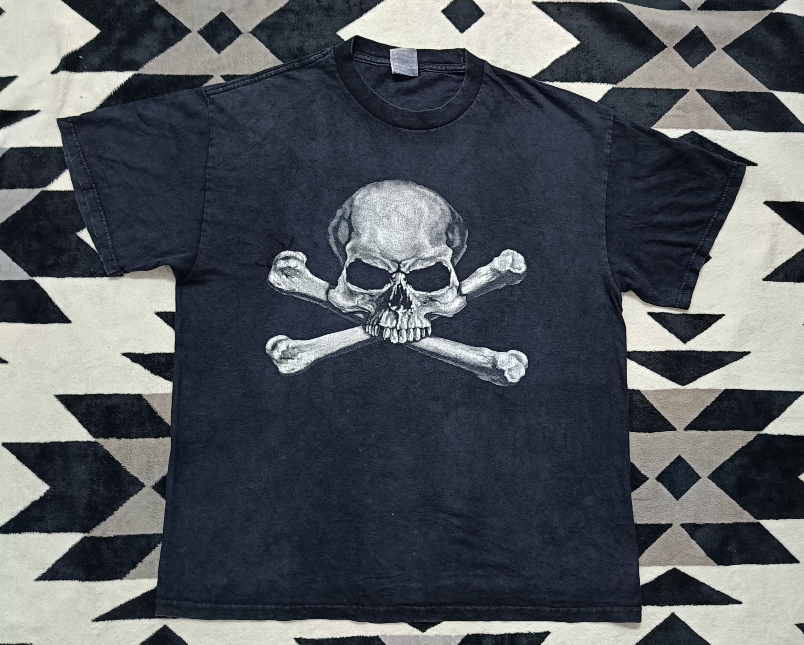Vintage 🔥🔥Rare Vintage Skulls Tee Size US L / EU 52-54 / 3 - 2 Thumbnail