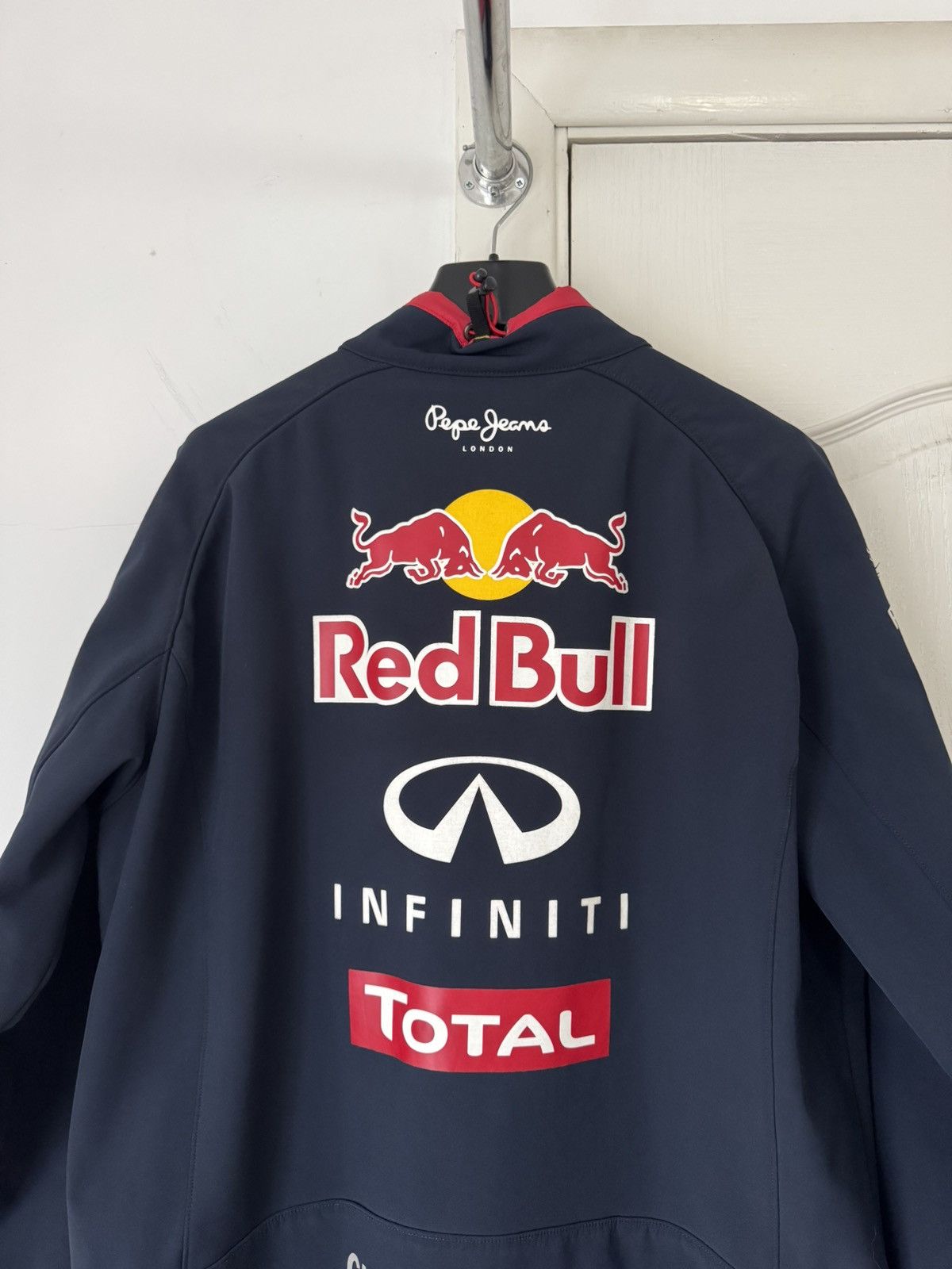 Red Bull Red Bull Racing Softshell Pepe Jeans Infiniti Jacket Size US XL / EU 56 / 4 - 8 Thumbnail
