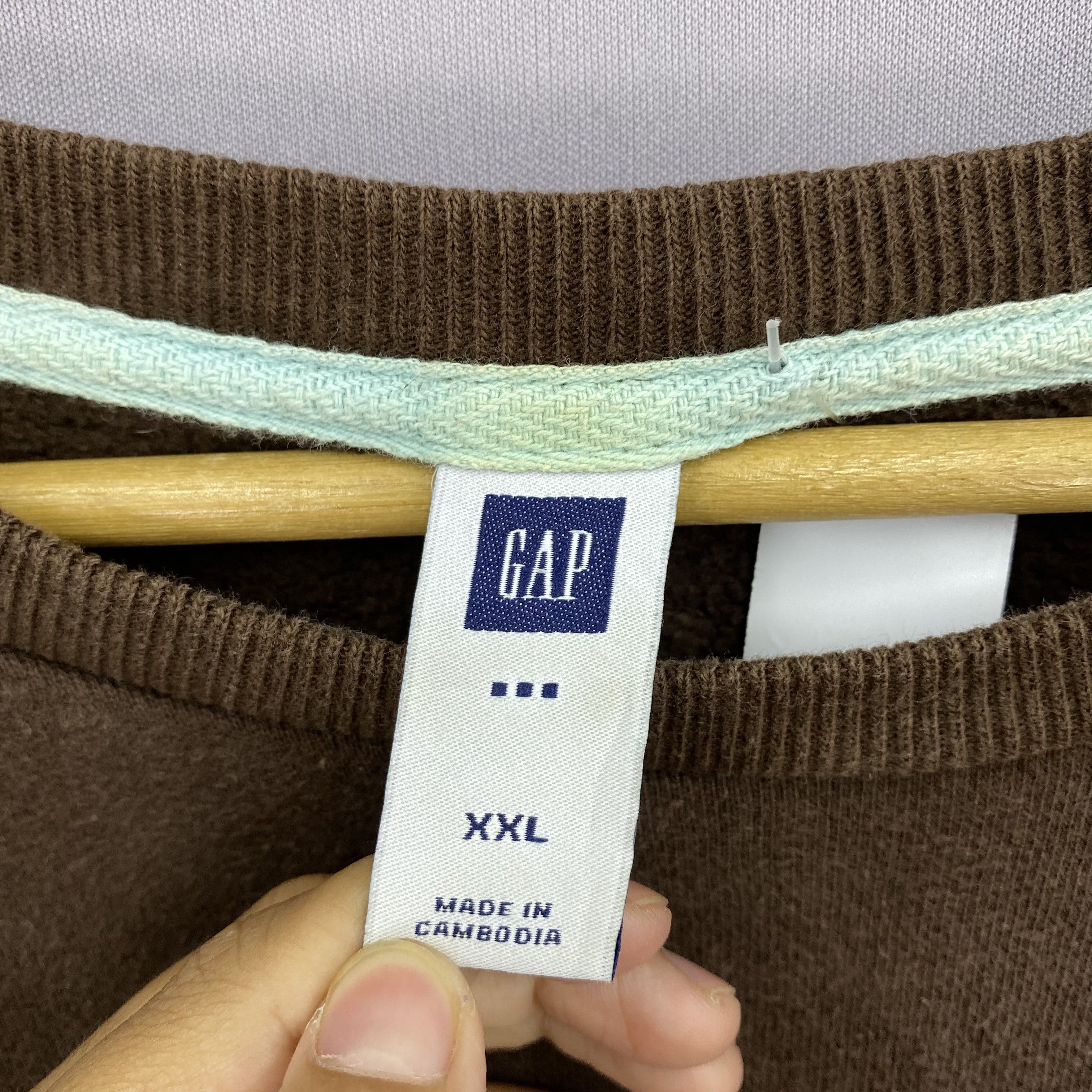 Gap Vintage Gap Spell Out Sweater Faded Sweatshirt Jumper Size US XL / EU 56 / 4 - 4 Thumbnail