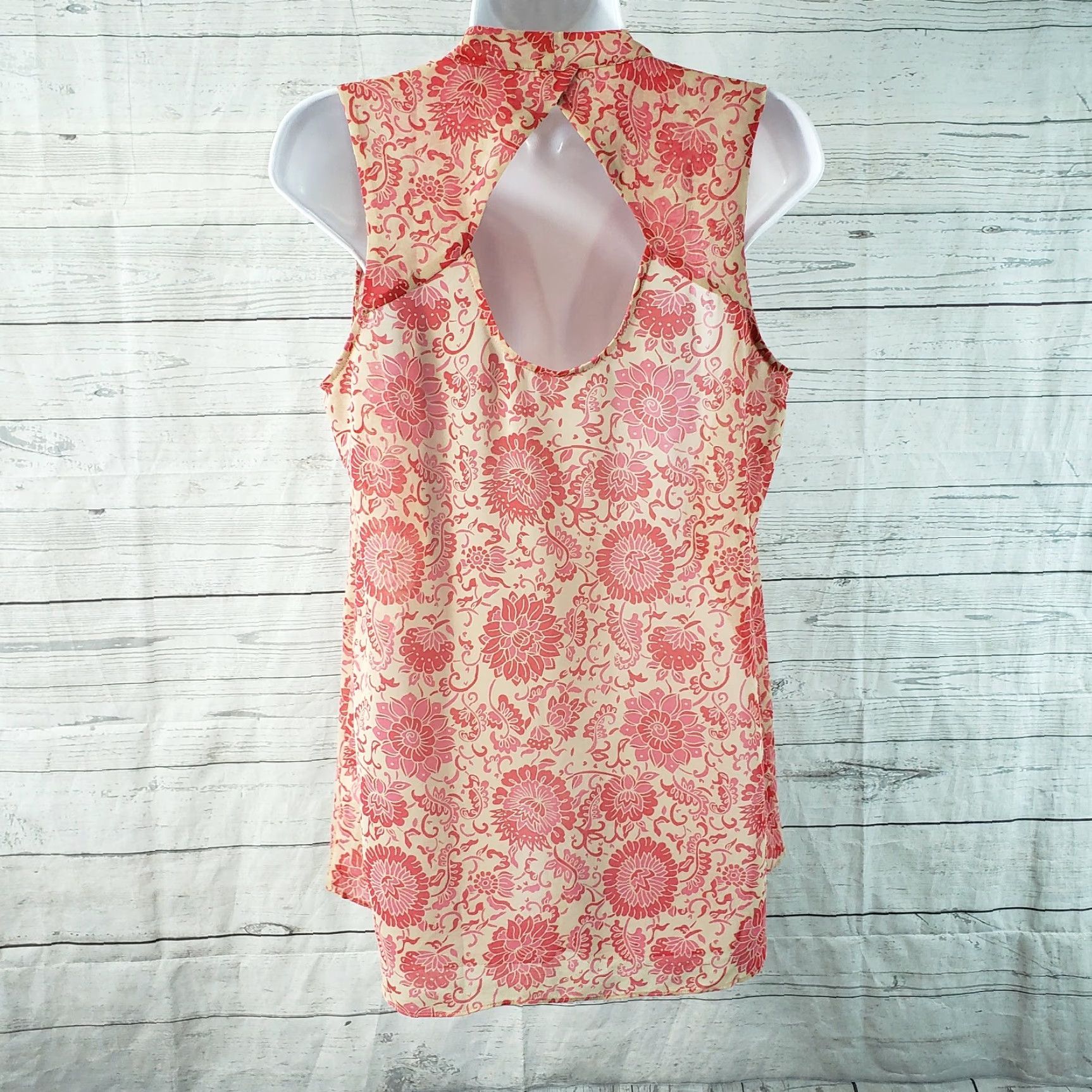 Vintage Cabi 5037 Womens Vita Blouse Shirt Sleeveless Pink Beige Floral Sheer Sz S Size S / US 4 / IT 40 - 4 Thumbnail