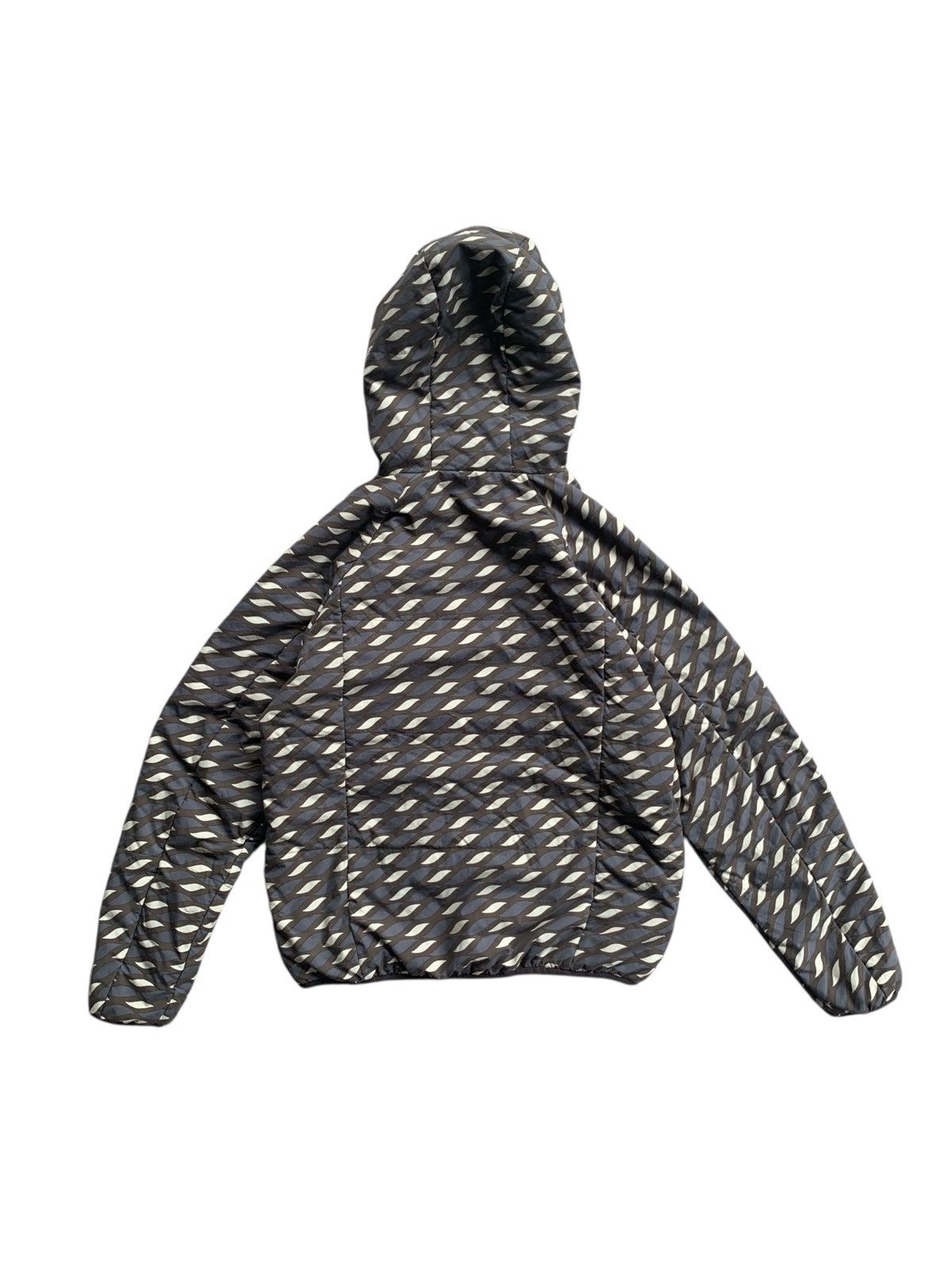Helly Hansen Vintage Patterned Hooded Puffer Jacket Cream Geometric Print Size US M / EU 48-50 / 2 - 4 Thumbnail
