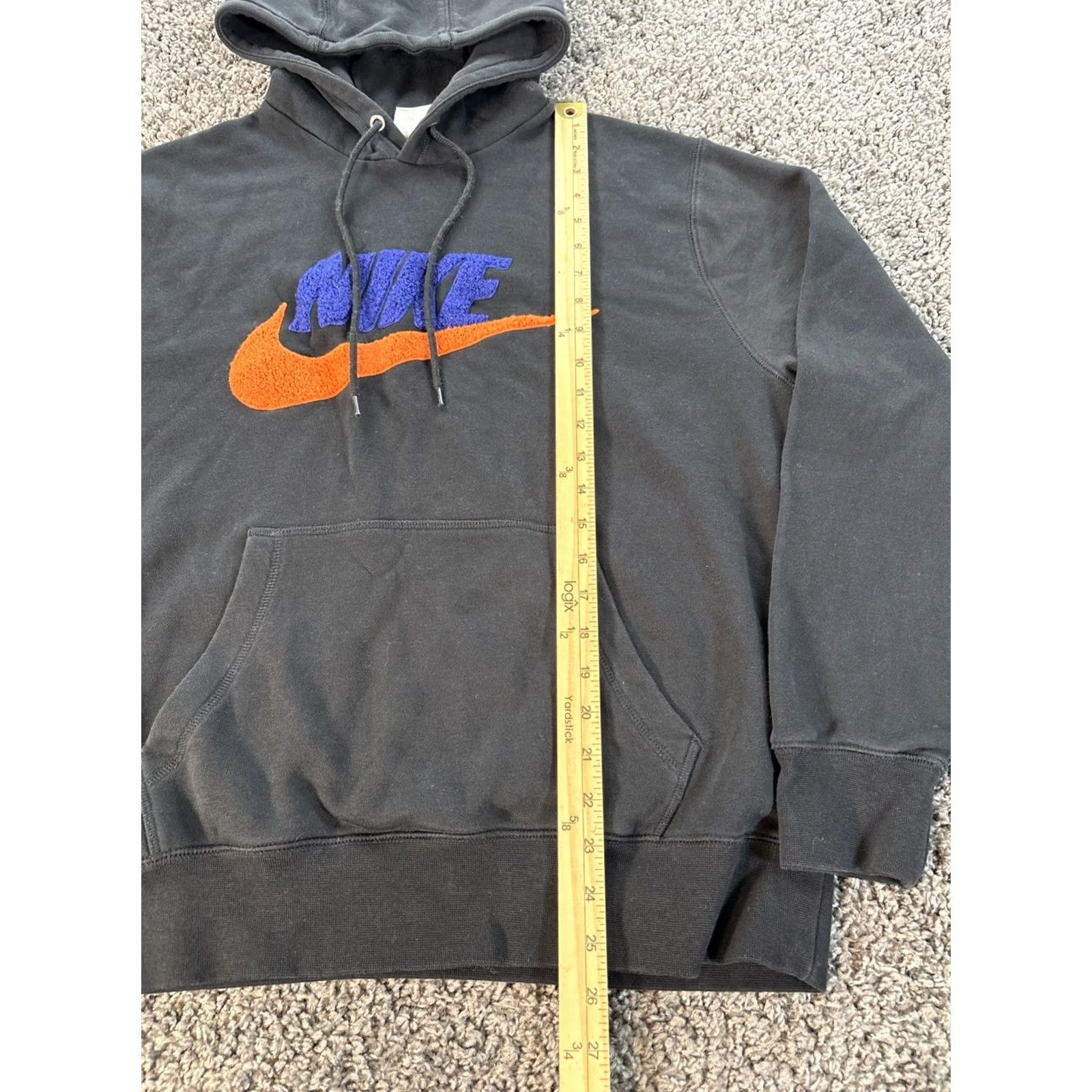 Nike Nike Men's Hoodie Shirt Pullover Fleece Black Orange FN3104-010 Size M Nike Sportswear Size US M / EU 48-50 / 2 - 2 Thumbnail