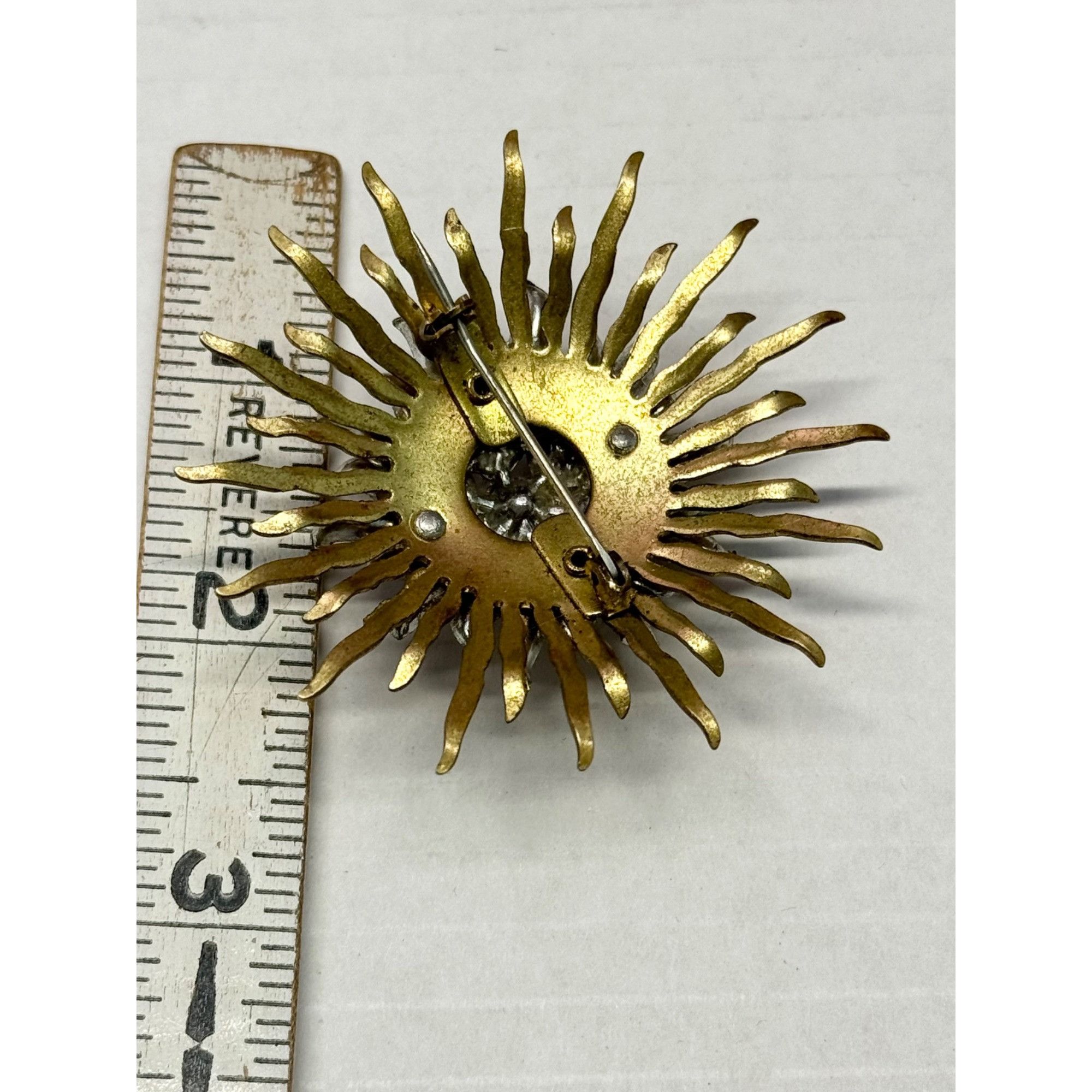 Vintage Vintage purple starburst rhinestone brooch pin Size ONE SIZE - 5 Thumbnail