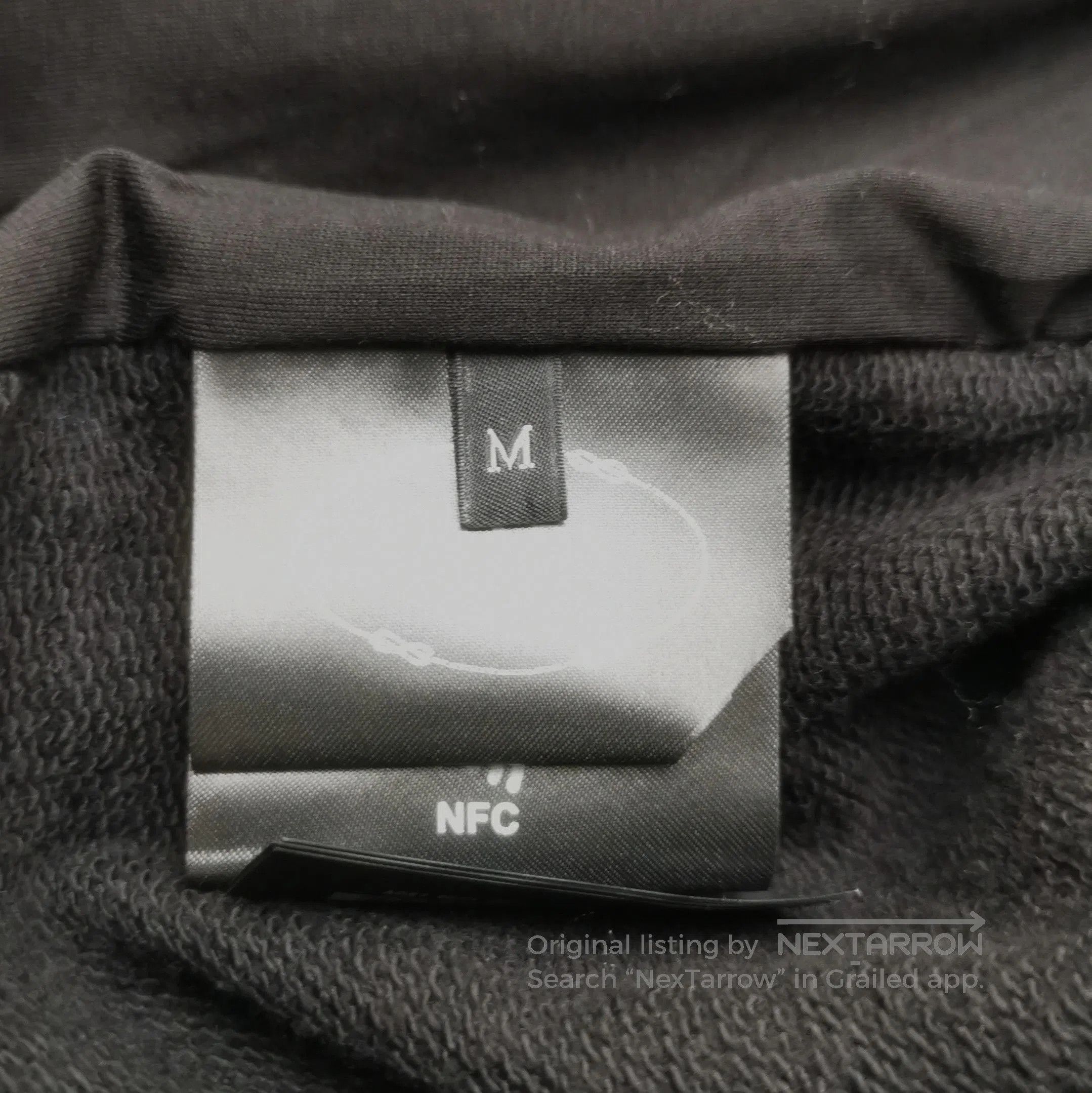 Prada Prada Hooded Jacket with Logo in Black . Size US M / EU 48-50 / 2 - 9 Thumbnail
