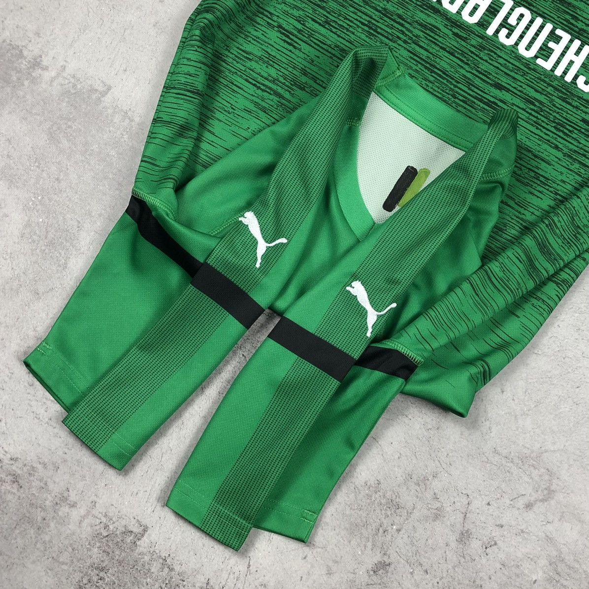 Puma Borussia Monchengladbach 2018-2019 Puma Third Soccer Jersey Size US M / EU 48-50 / 2 - 12 Thumbnail